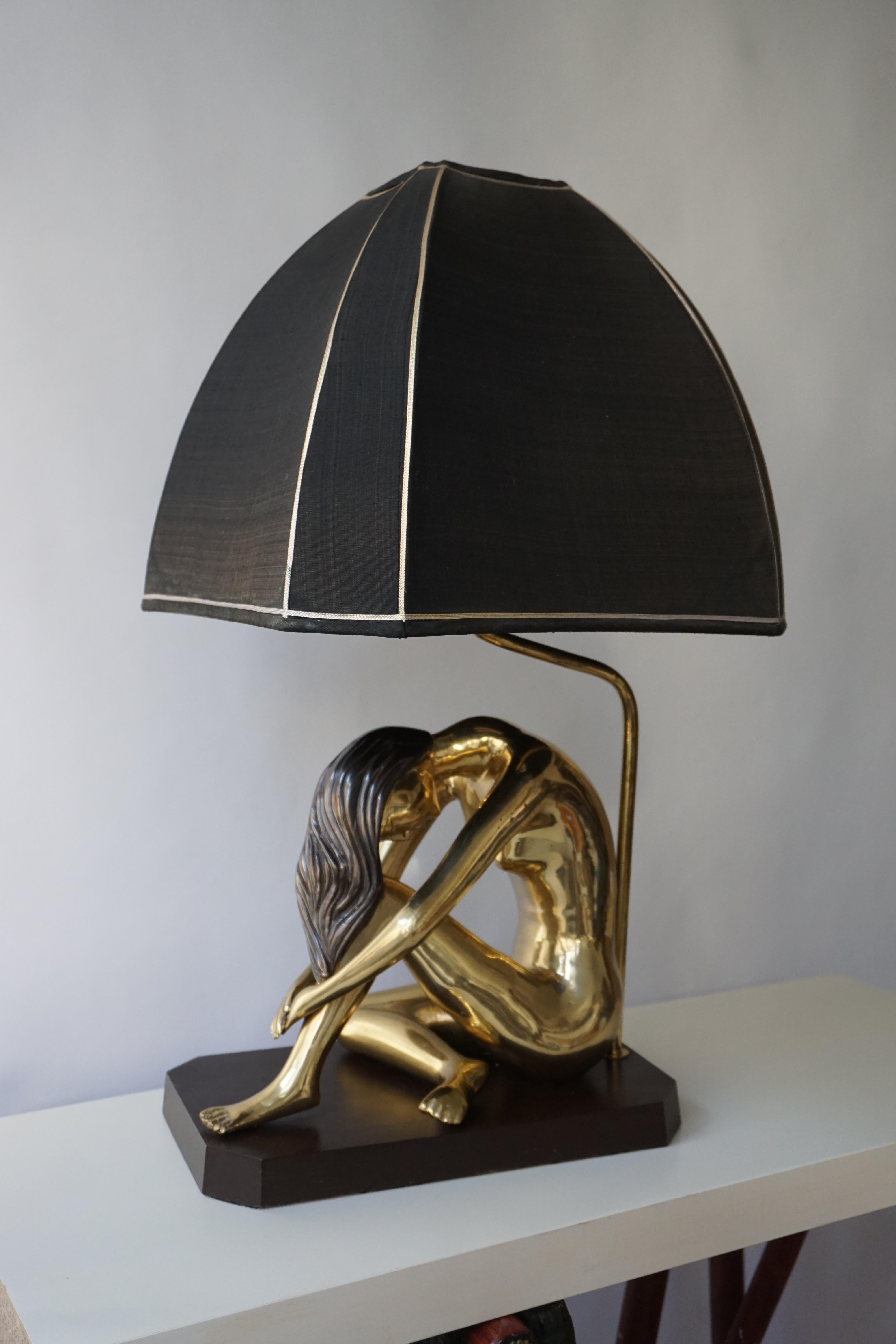 Sculptural Female Nude Lamp 9