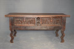 Florentine Renaissance Table in Italian Dark Walnut, 16th Century