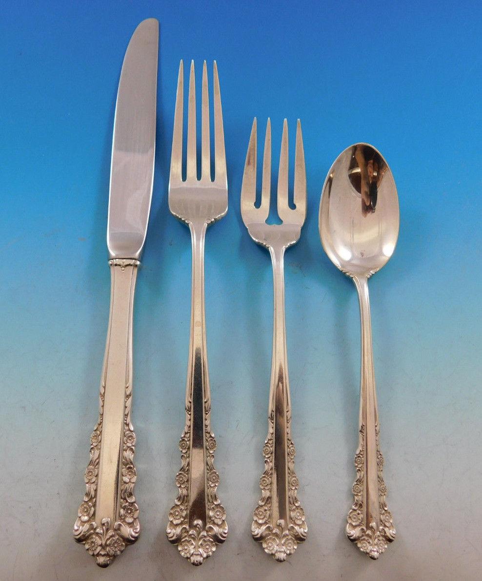 Belle Meade by Lunt Sterling Silver Flatware Set for Eight Service 56 Pieces In Excellent Condition In Big Bend, WI