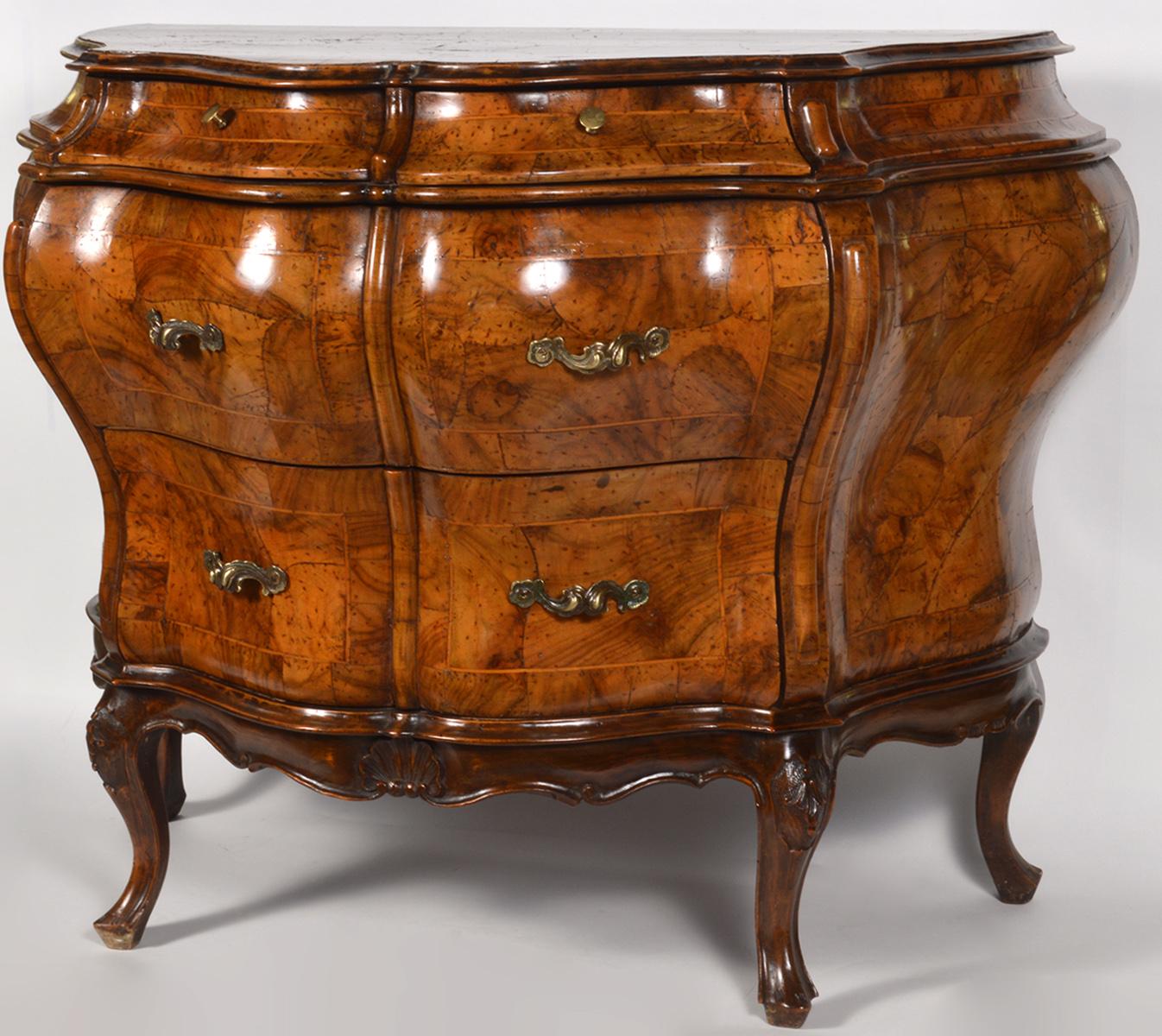 Rococo Early 20th Century Italian Sculptural Olive Wood Parquetry Bombe Commode