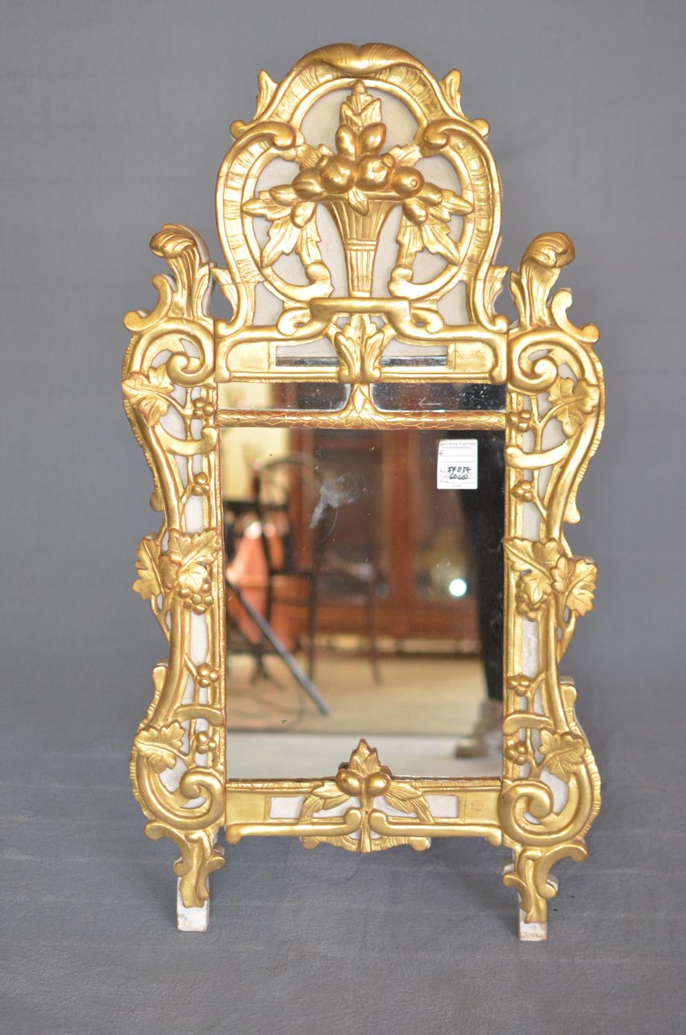 Rectangular Louis XV Gold Mirror in Wood and French Chalk, 1780 In Excellent Condition For Sale In Bari, IT
