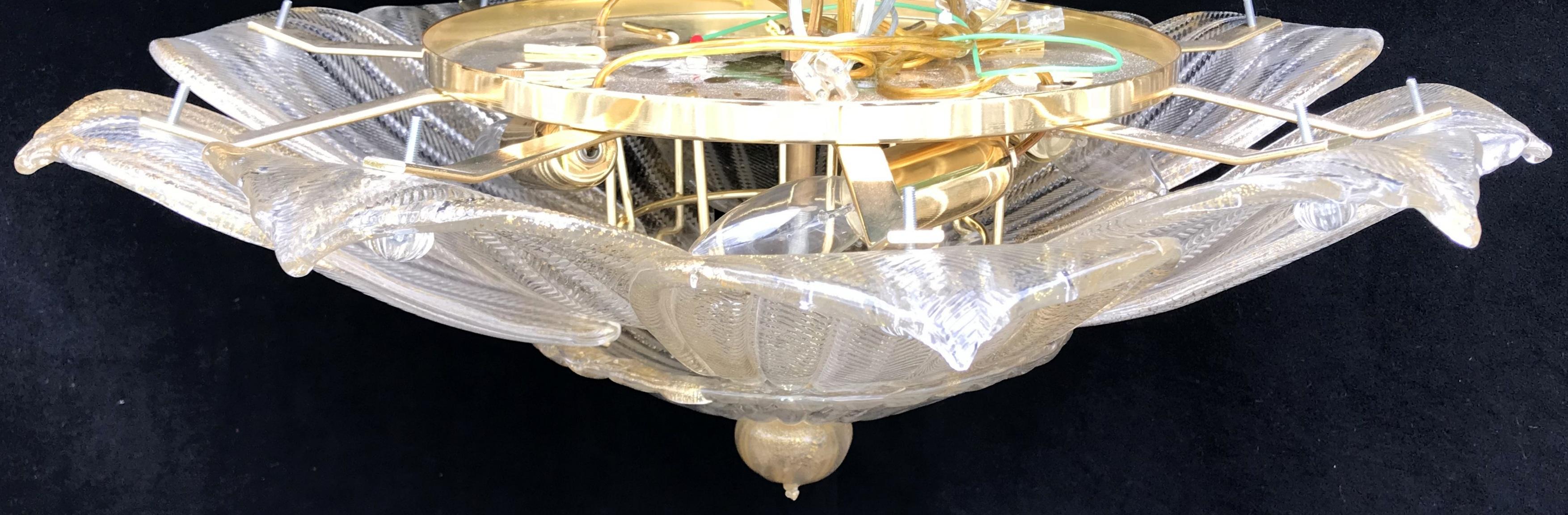Mid-Century Modern Italian Leaf Clear & Gold Murano Glass Flush Mount Chandelier In Good Condition In Roslyn, NY