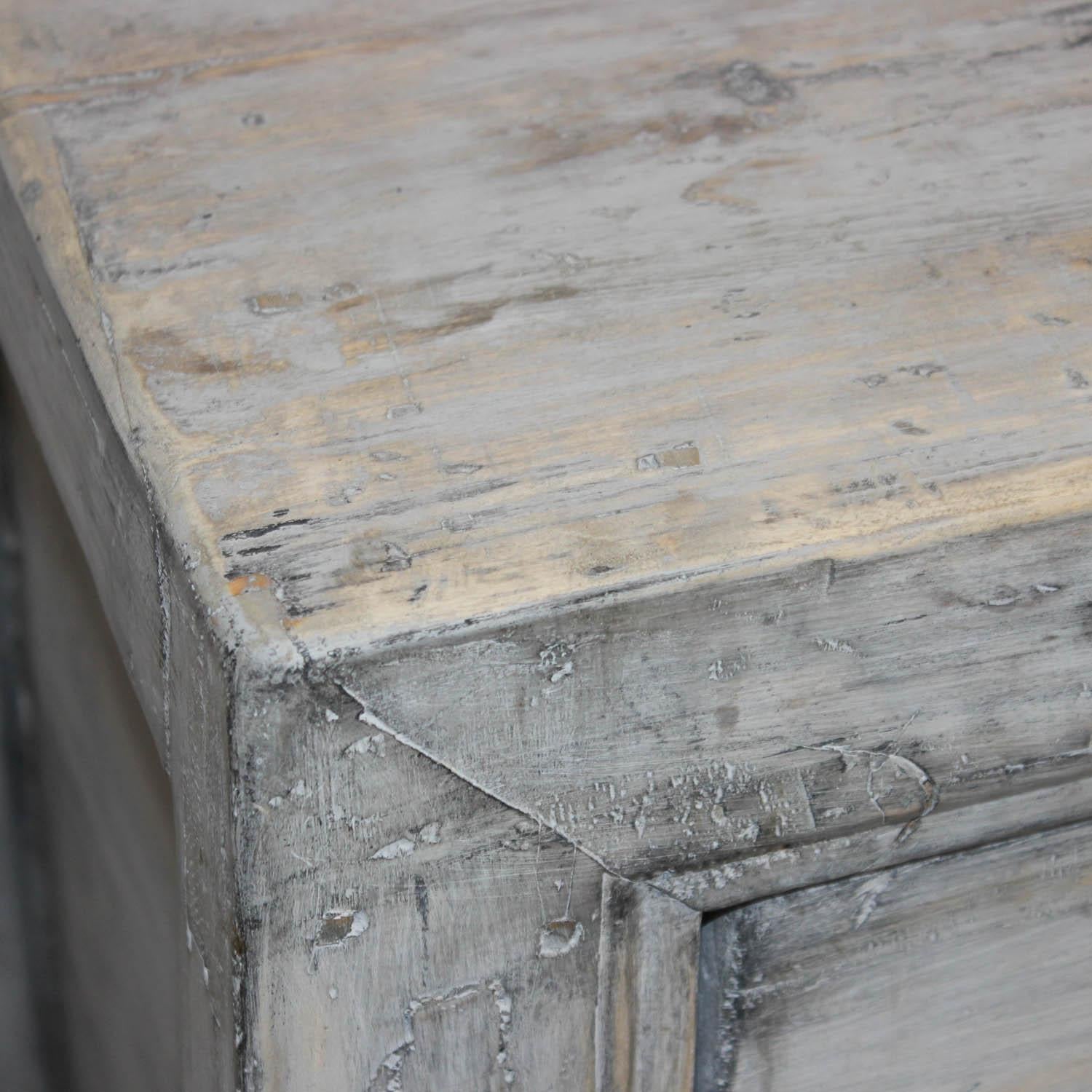 Gansu Gray Sideboard In Good Condition In San Francisco, CA