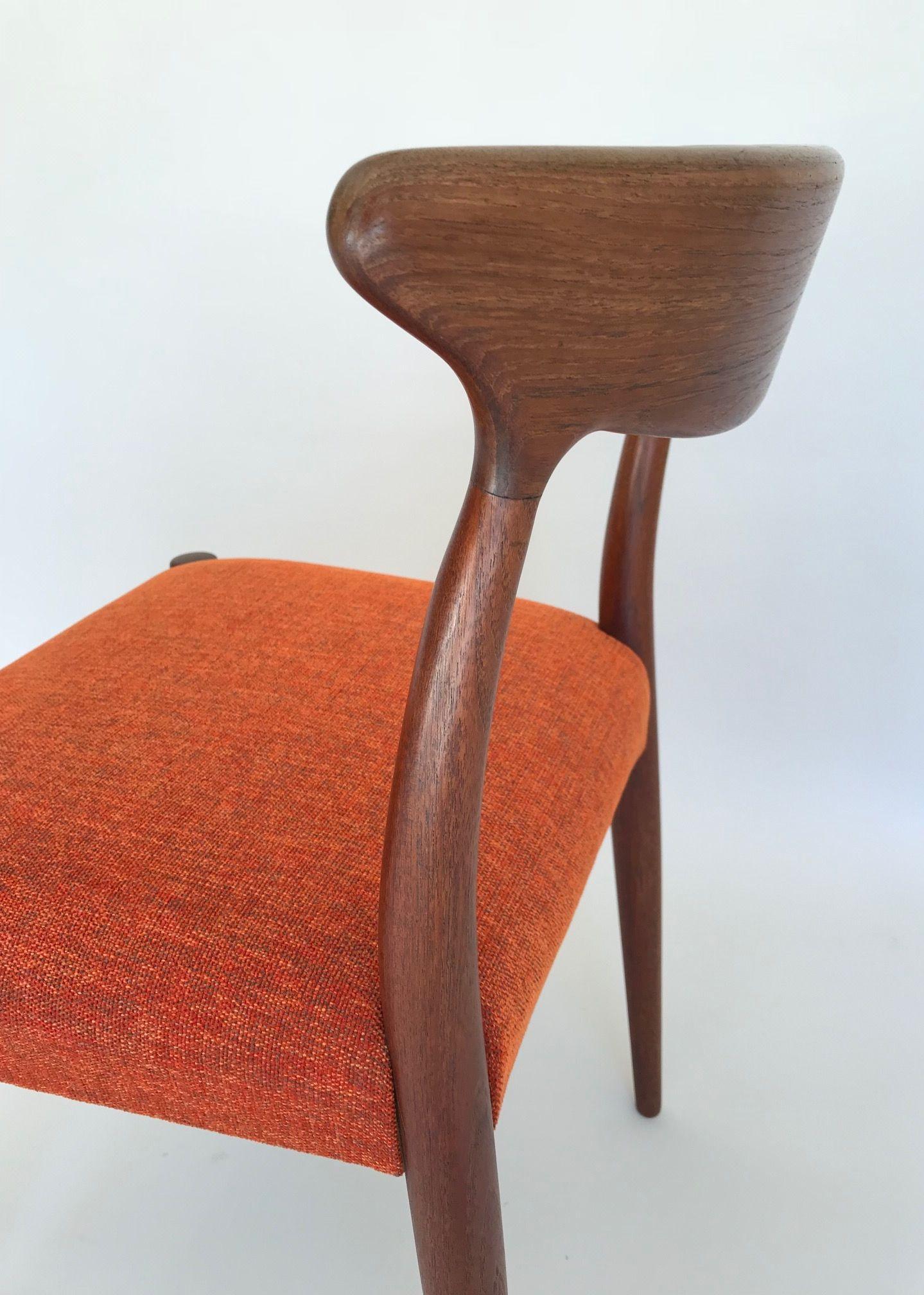 Mid-20th Century Set of Four Teak Dining Chairs by Arne Hovmand Olsen for Mogens Kold For Sale