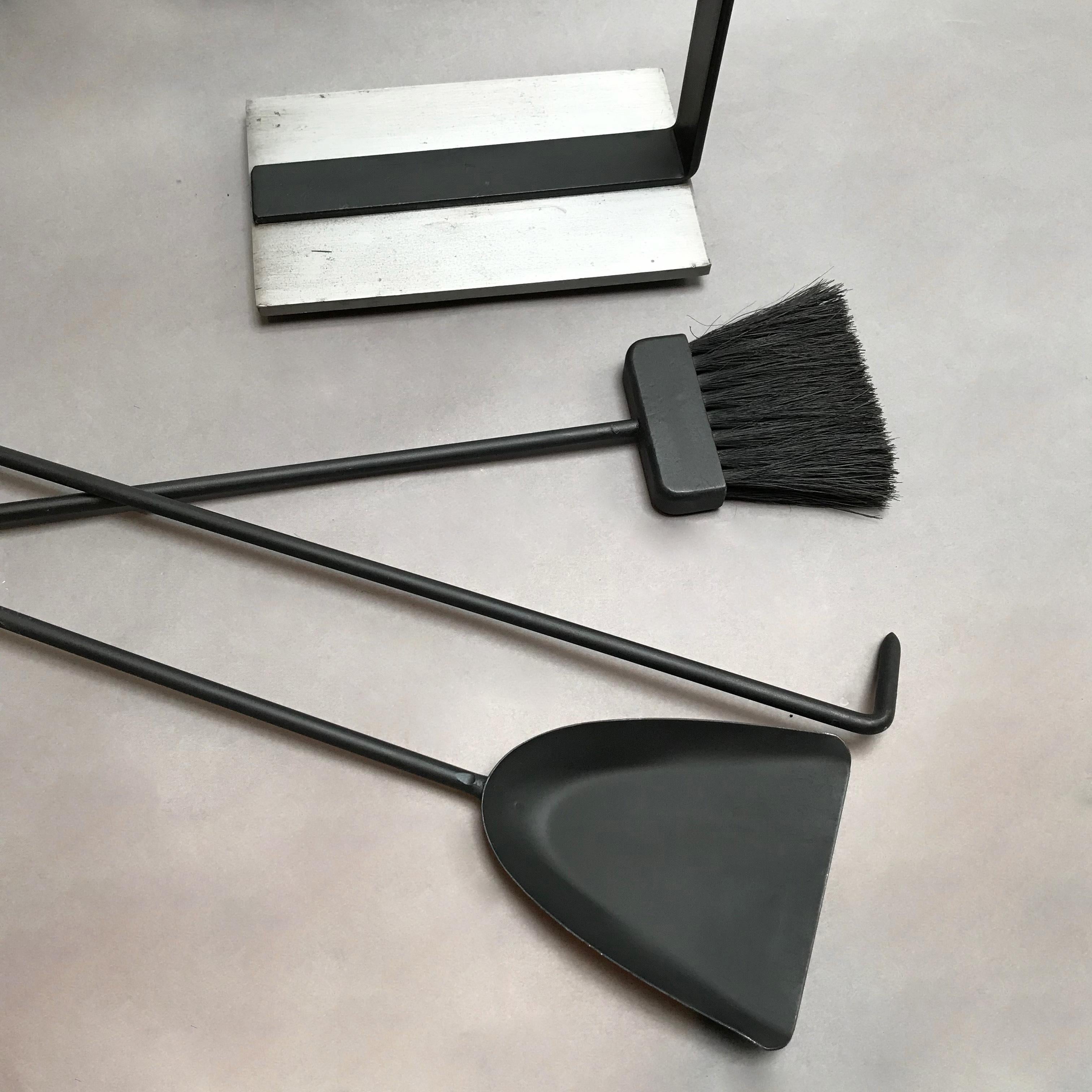 Mid-Century Modern Modernist Brushed Chrome Fireplace Tools by Pilgrim Attributed to George Nelson For Sale