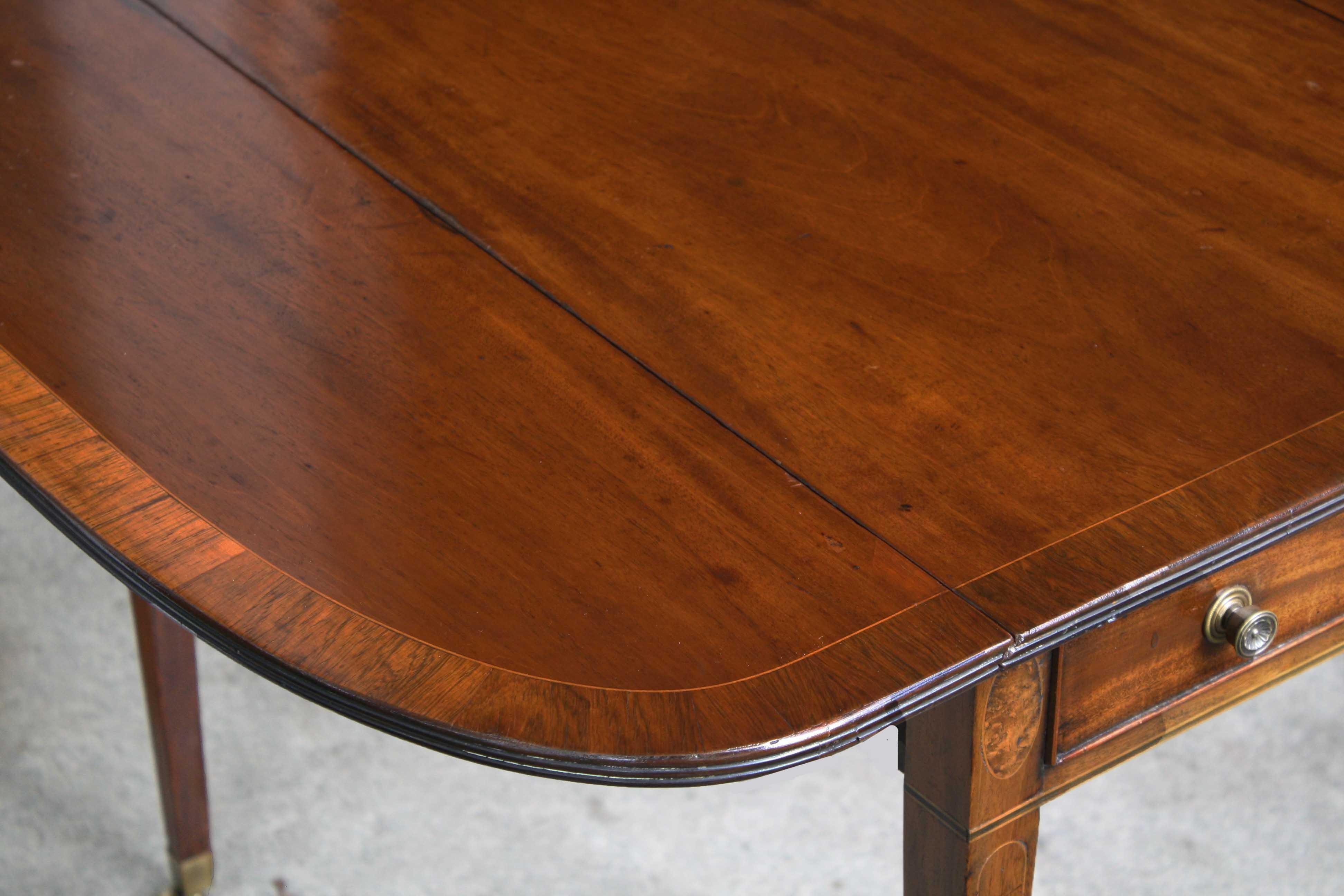 18th Century George III Pembroke Table For Sale