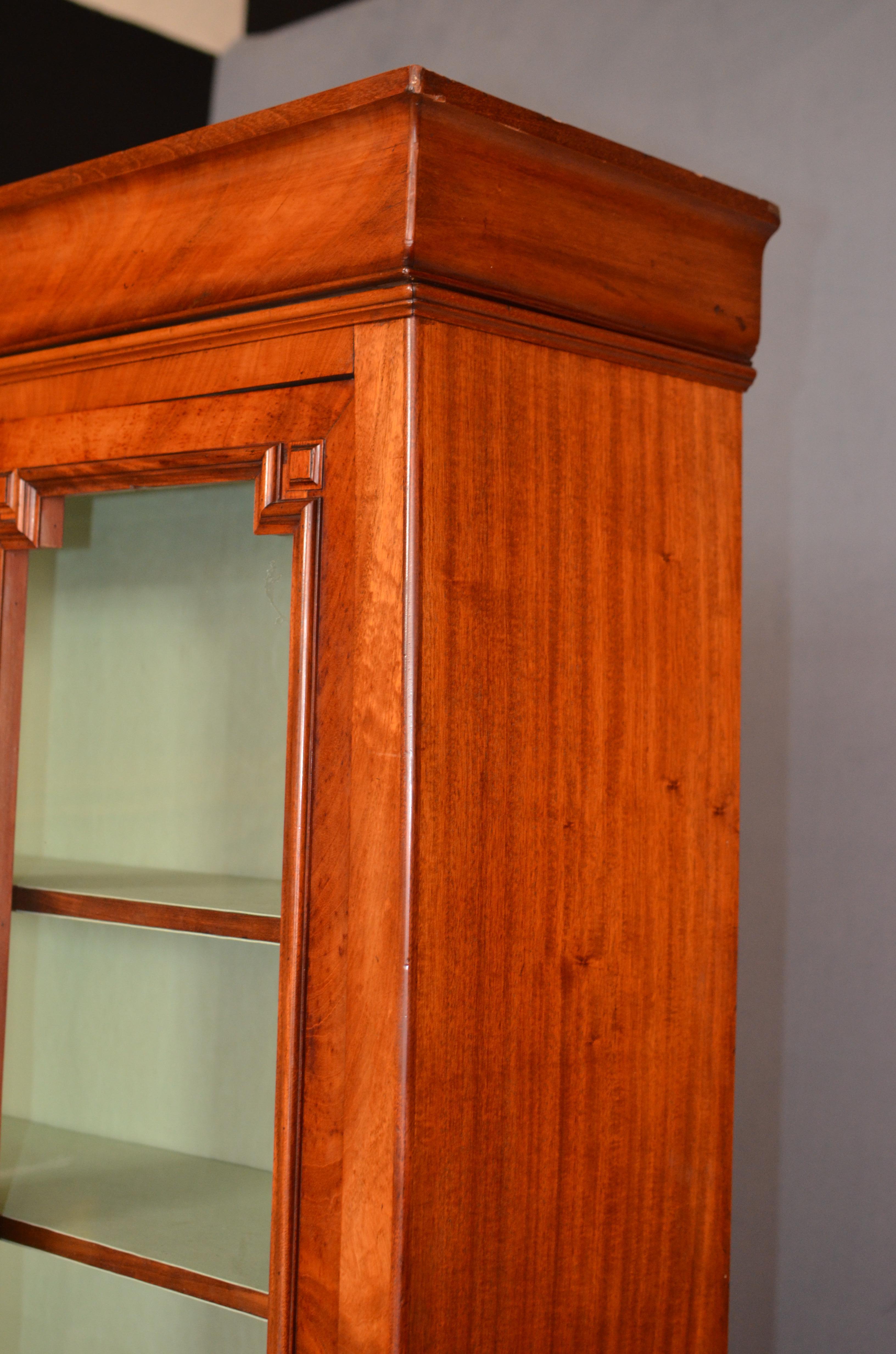 19th Century Rectangular French Bookcase in Louis Philippe Style, Walnut, 1950s For Sale 5