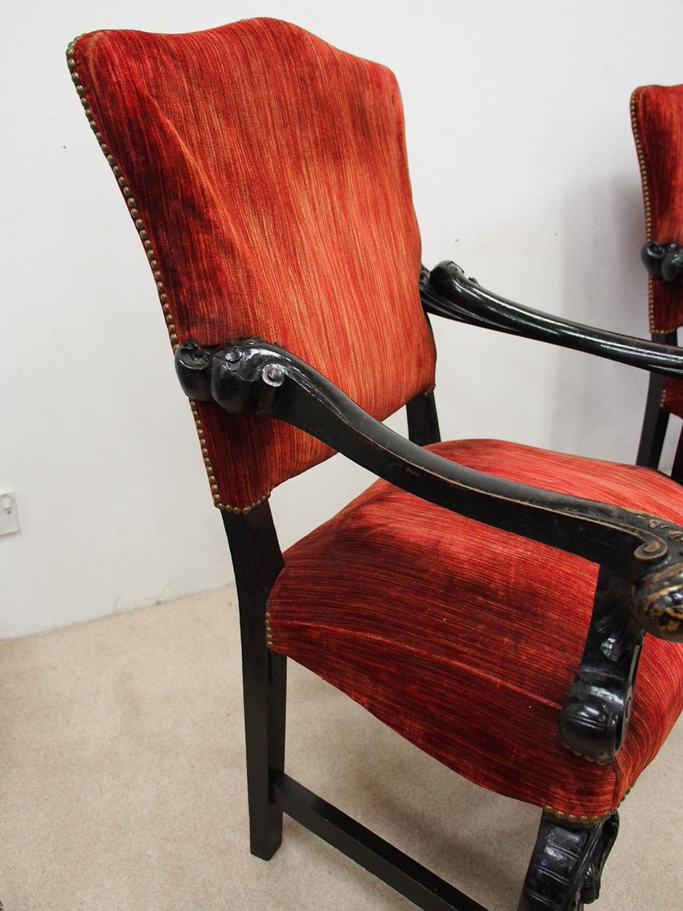 Pair of Italian 19th Century Ebonised Armchairs For Sale 4