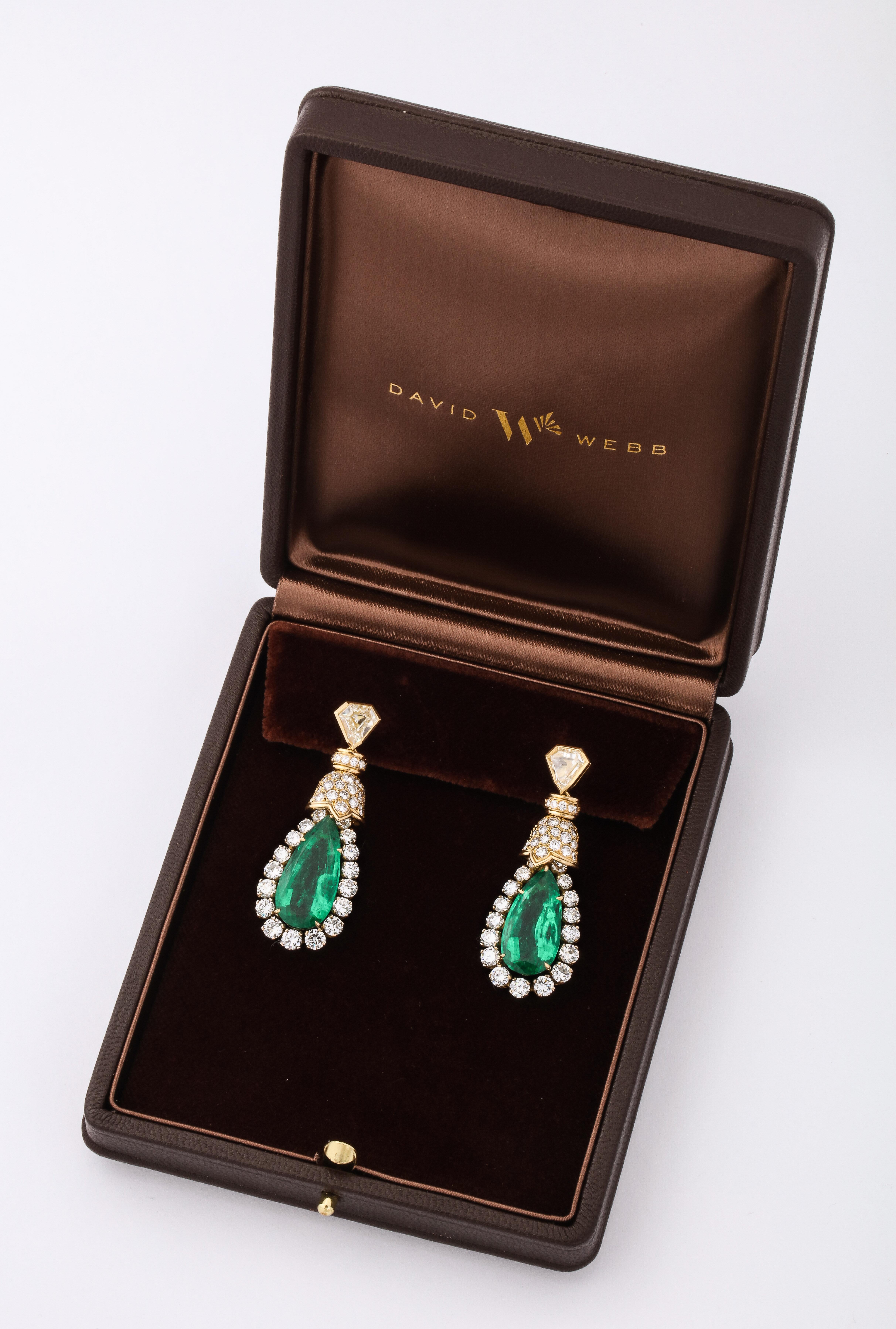 David Webb Pear Shaped Emerald Diamond Gold Earrings 1