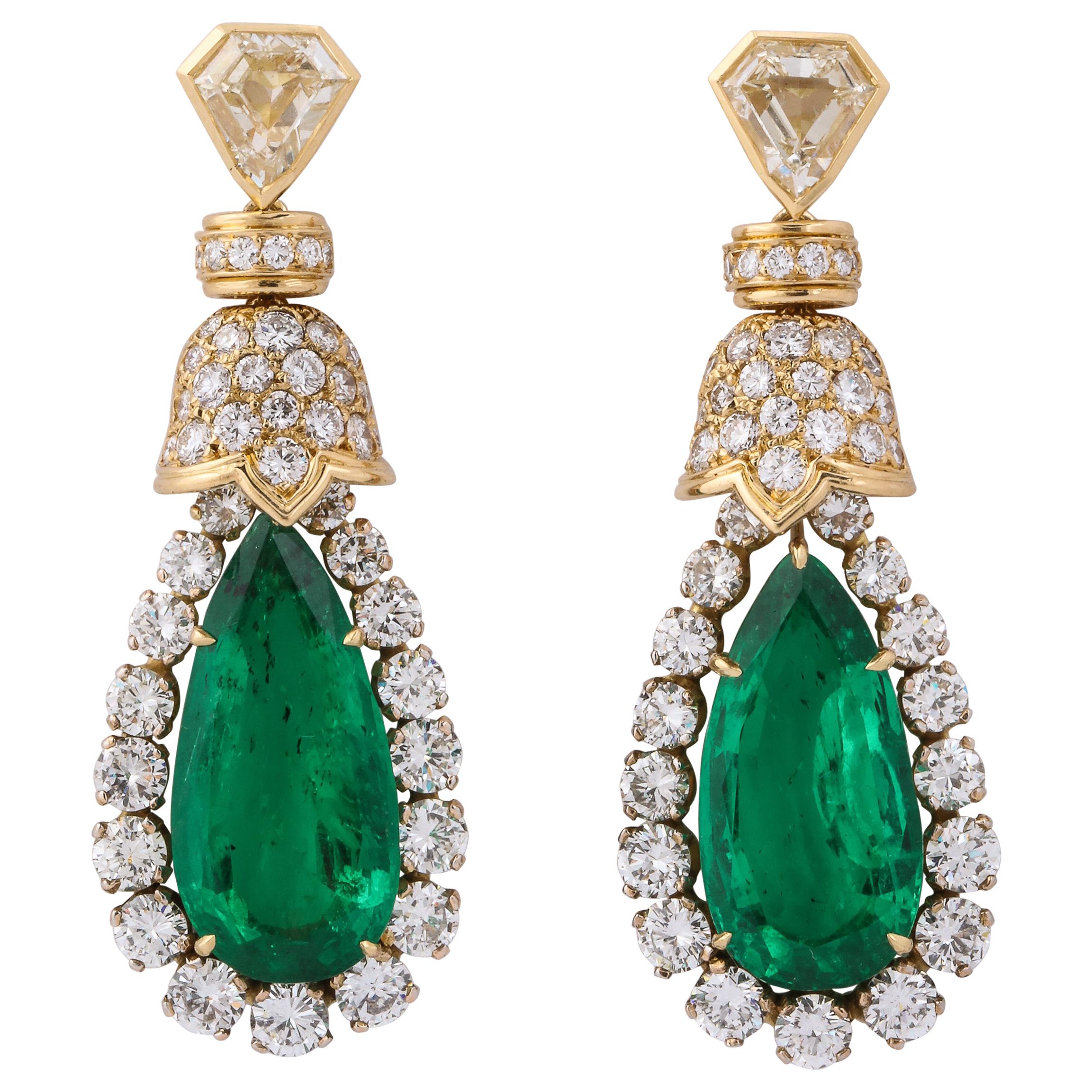 David Webb Pear Shaped Emerald Diamond Gold Earrings
