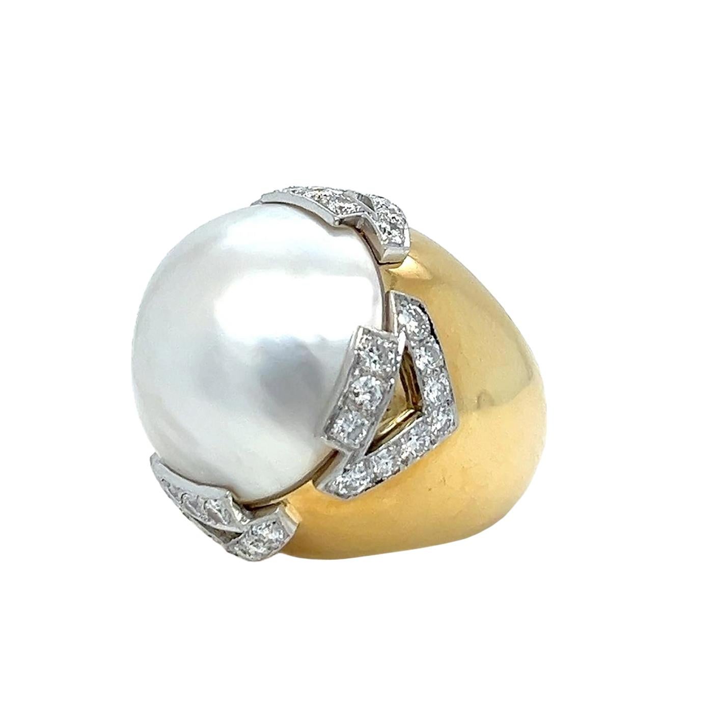 David Webb Pearl 3.10ct Round Cut Diamond Pave 18K Gold & Platinum Vintage Ring In Excellent Condition For Sale In Aventura, FL