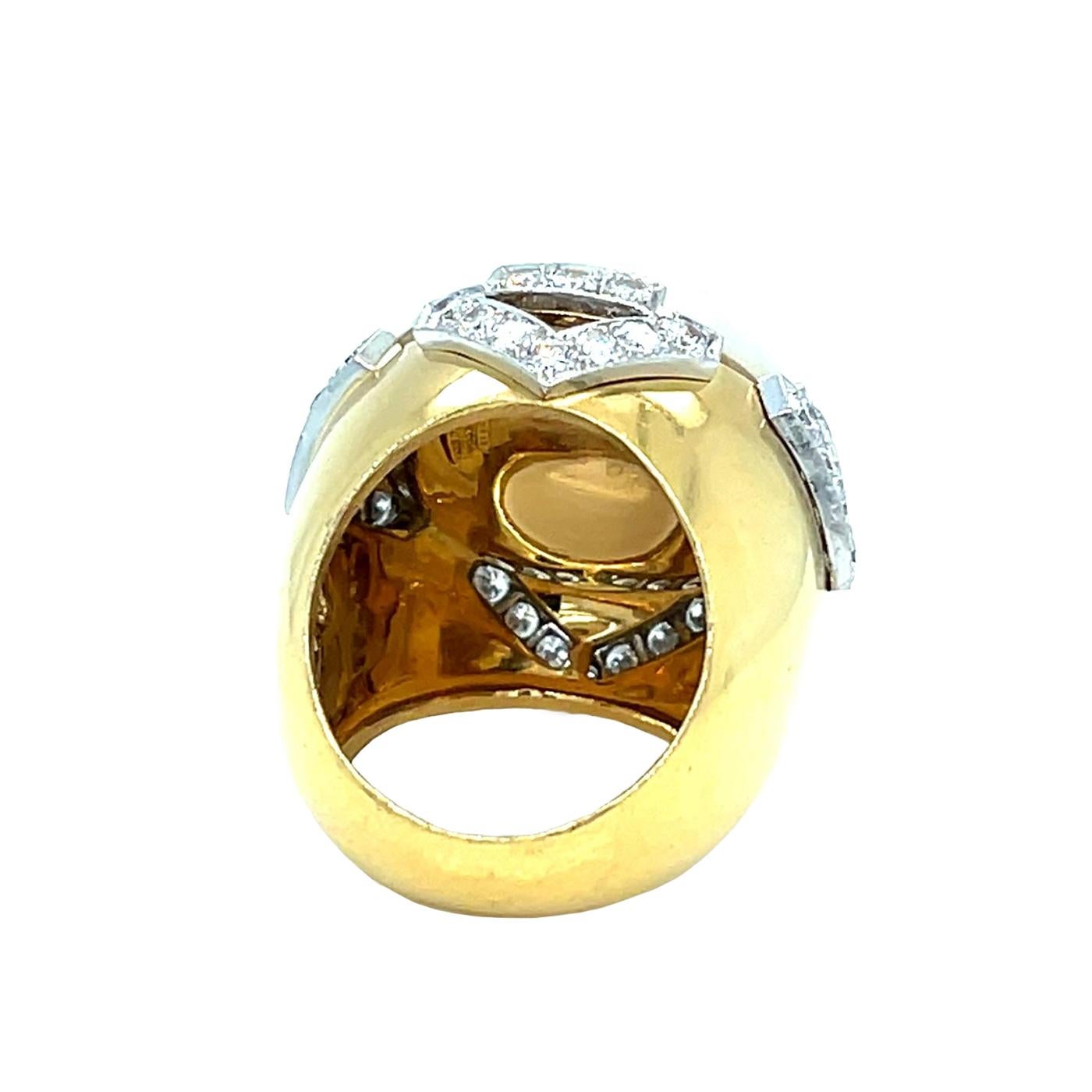David Webb Pearl 3.10ct Round Cut Diamond Pave 18K Gold & Platinum Vintage Ring For Sale 3