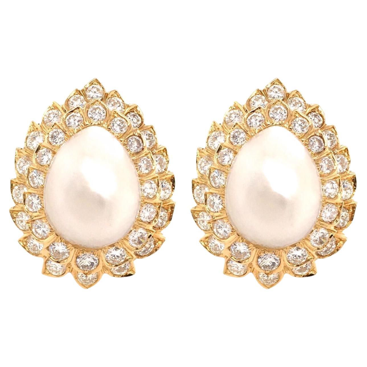 David Webb Pearl, Diamond and Gold Earrings