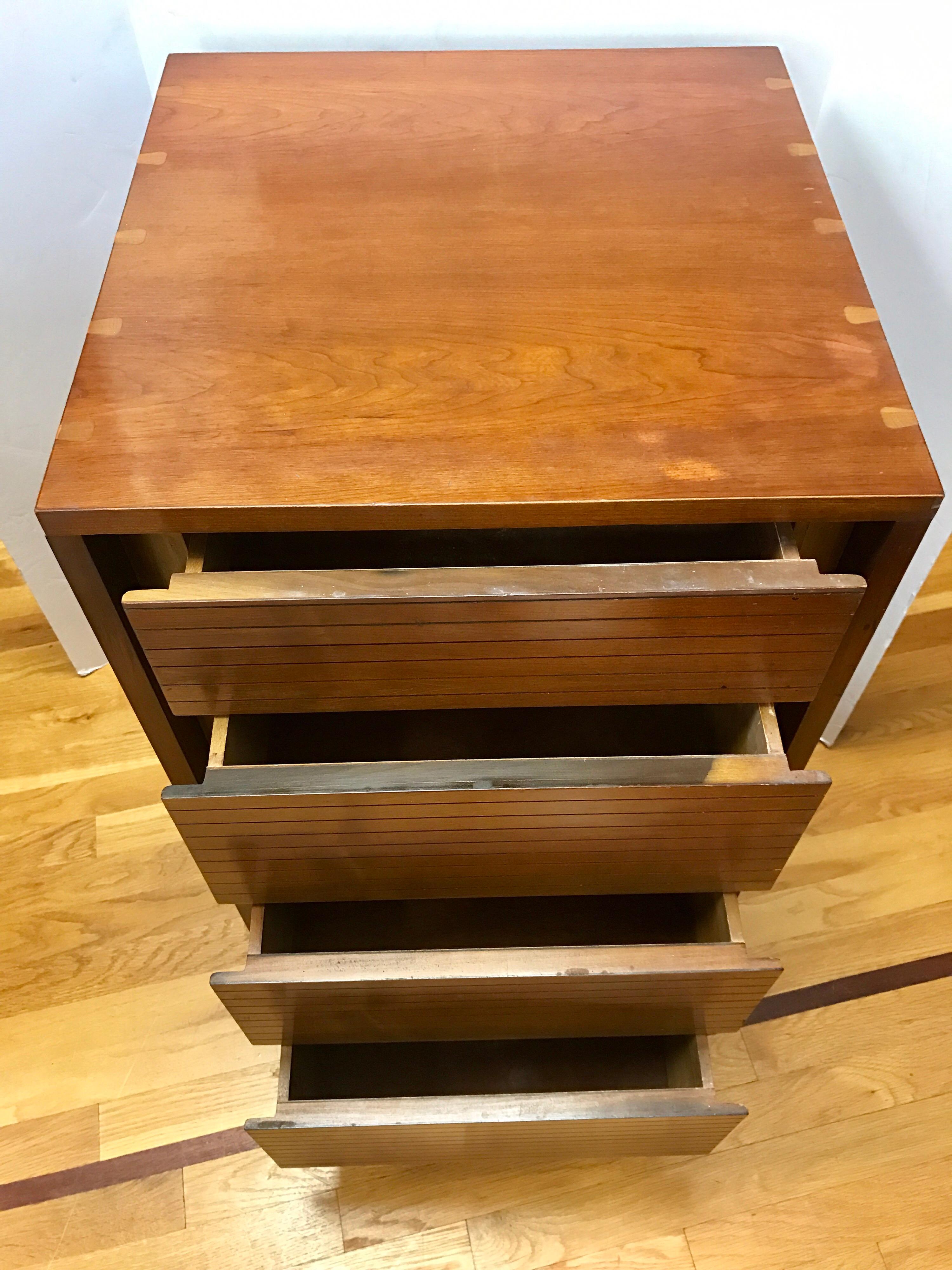 Rare signed Henredon Heritage midcentury dresser, chest of drawers done in walnut.