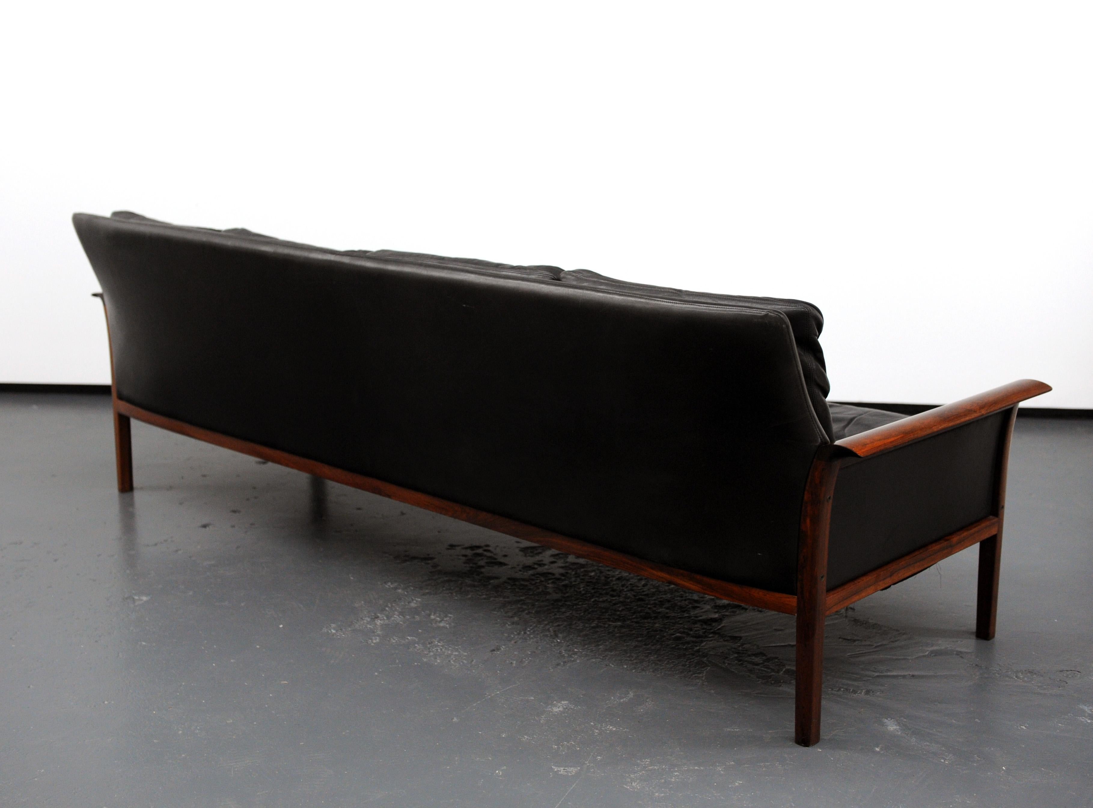 Four-Seat Sofa in Rosewood and Black Leather by Hans Olsen for Vatne, Norway 3
