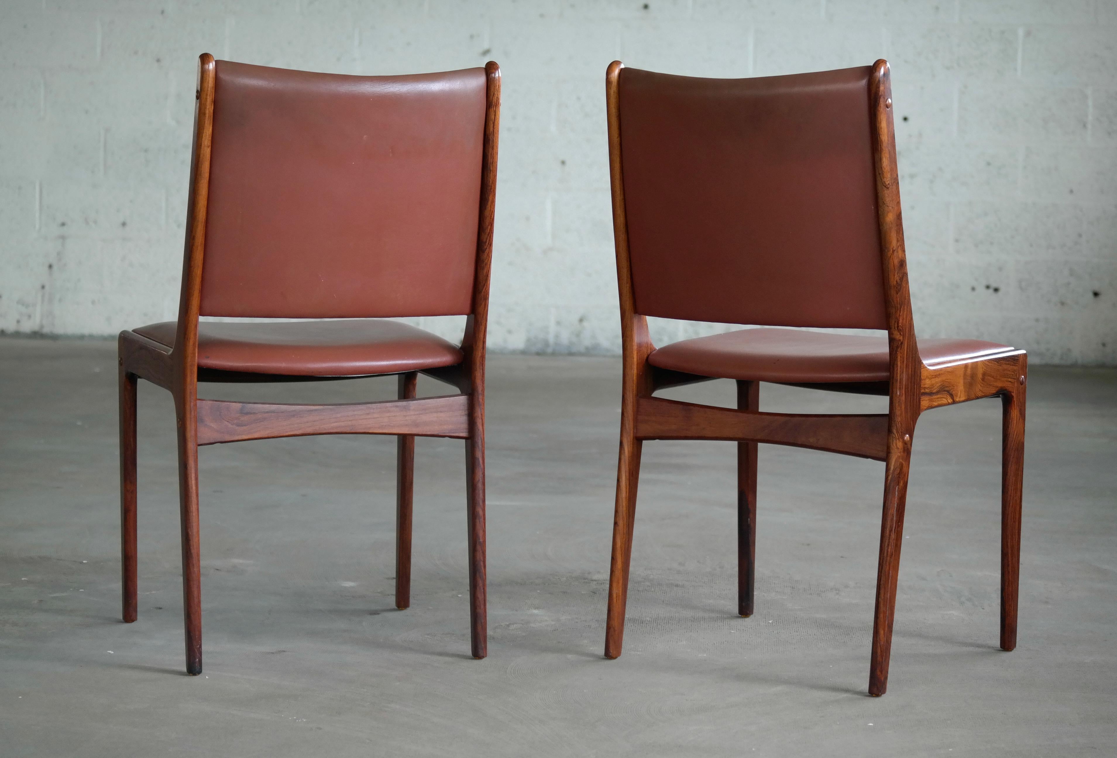 Set of Six Danish Dining Chairs in Rosewood and Leather by Johannes Andersen 5