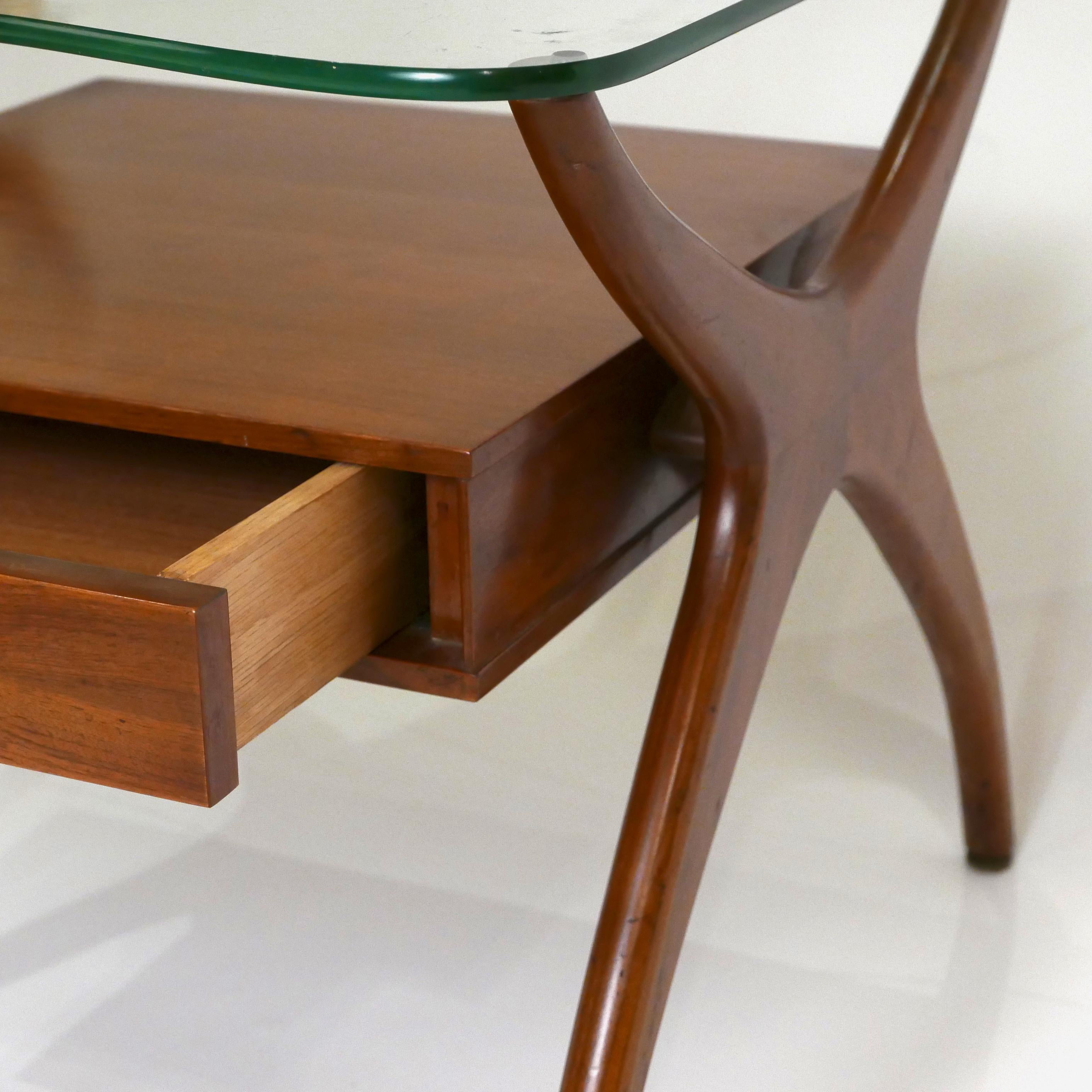 Midcentury Pair of Sculptural Walnut and Glass End Tables 5