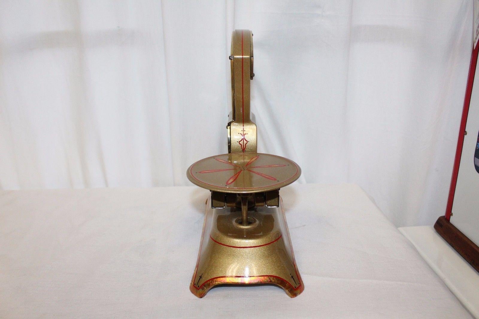 Early 1900s Jacob Brothers Mini Candy Scale For Sale 2