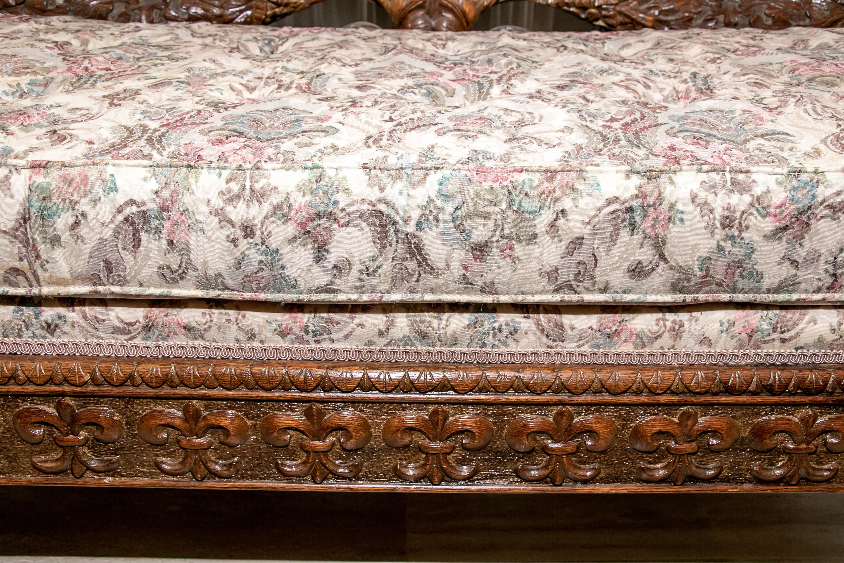 Late 19th Century Ornately Carved Oak Settee For Sale 9