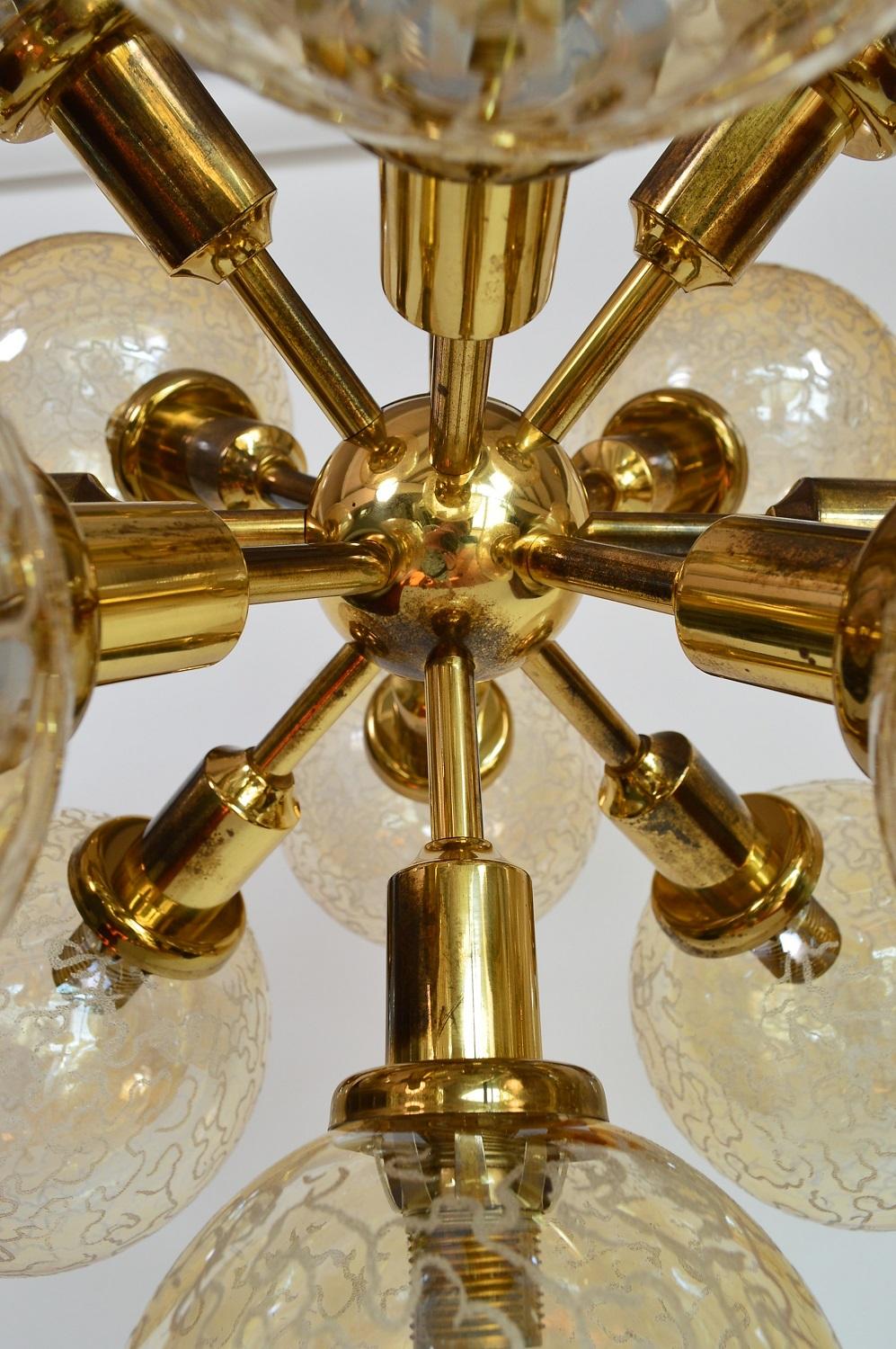 Austrian Hollywood Regency Brass and Glass Sputnik Chandelier, 1960s, Set of Two 10