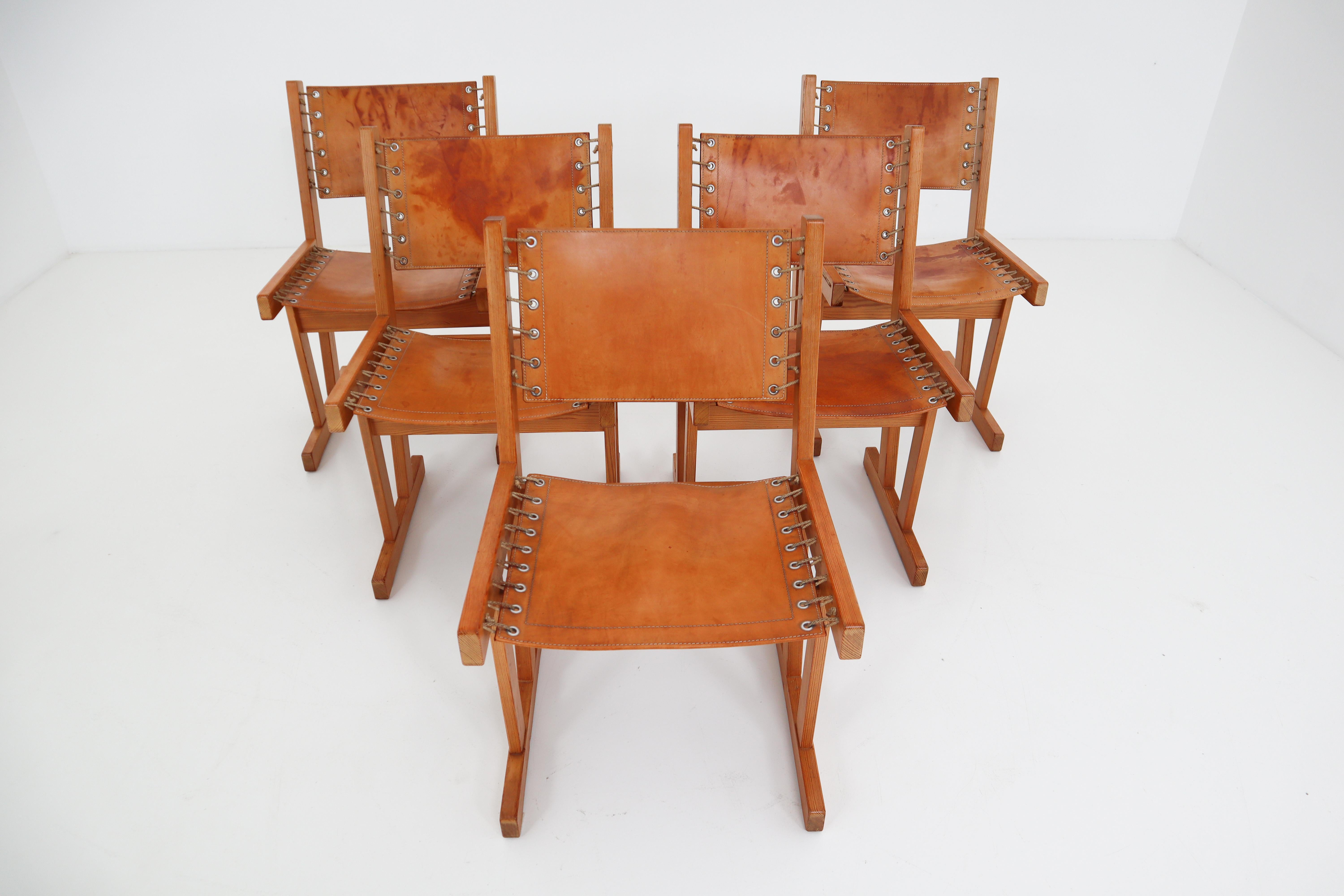 Midcentury Safari Chairs in Thick Cognac Saddle Leather and Solid Pine Wood 5