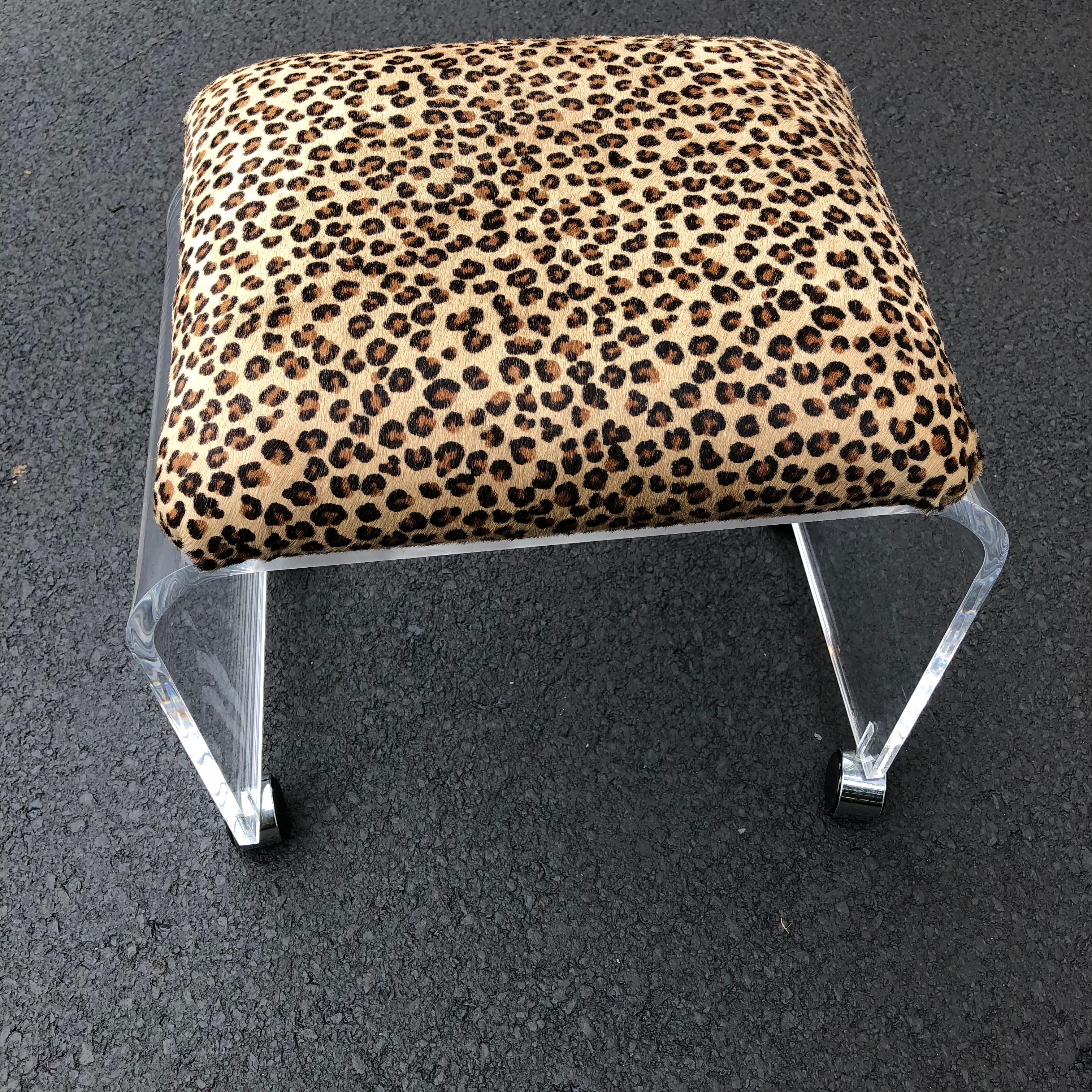 Mid-Century Modern Waterfall Lucite Stool or Bench with Faux Cheetah Fabric For Sale 6