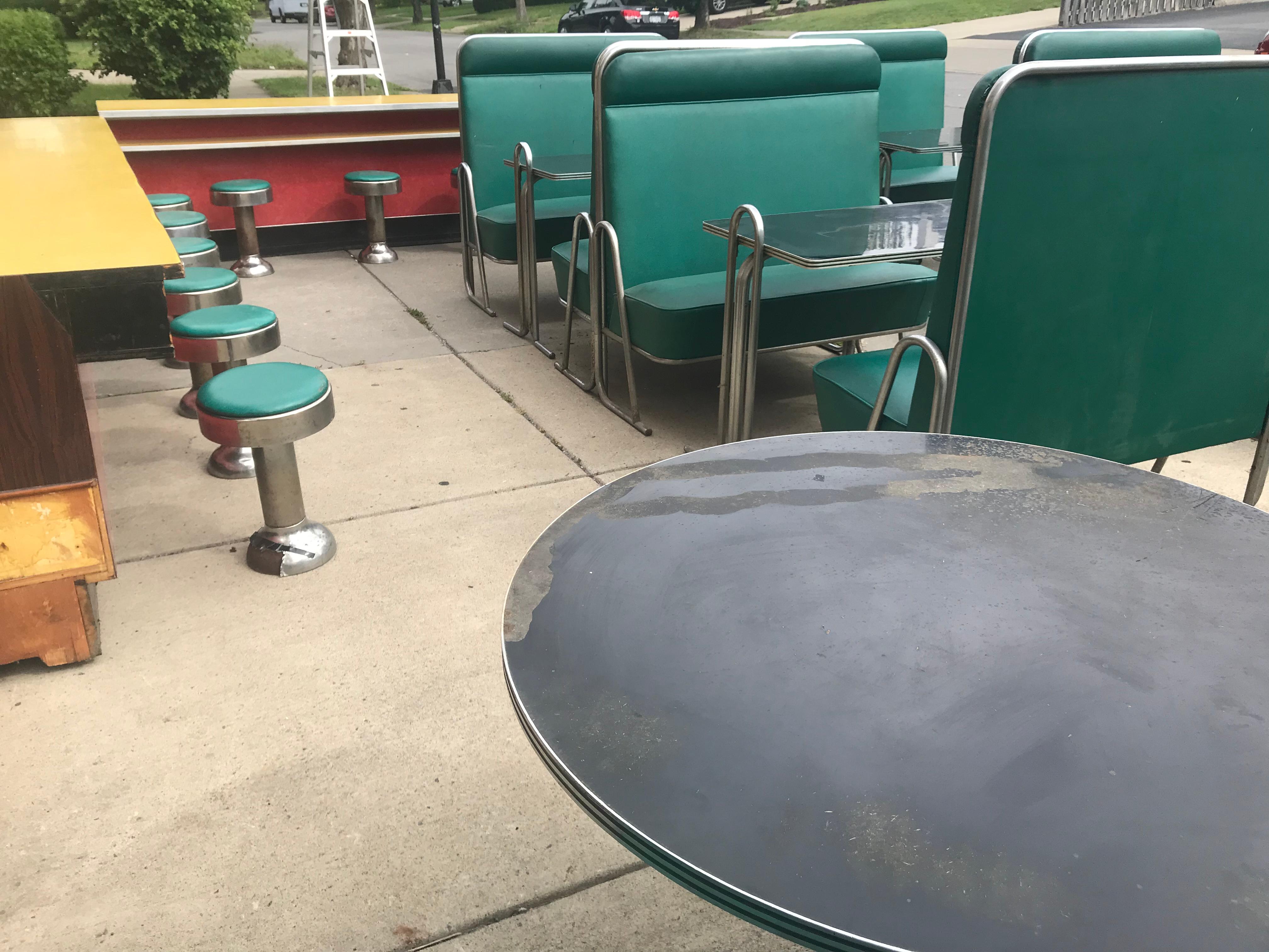 Original Art Deco Diner, Seats 40 Designed by Wolfgang Hoffmann for Howell 1930s 10