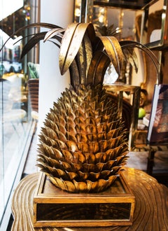 Gilded Apple Pie Table Lamp in Gold Finish