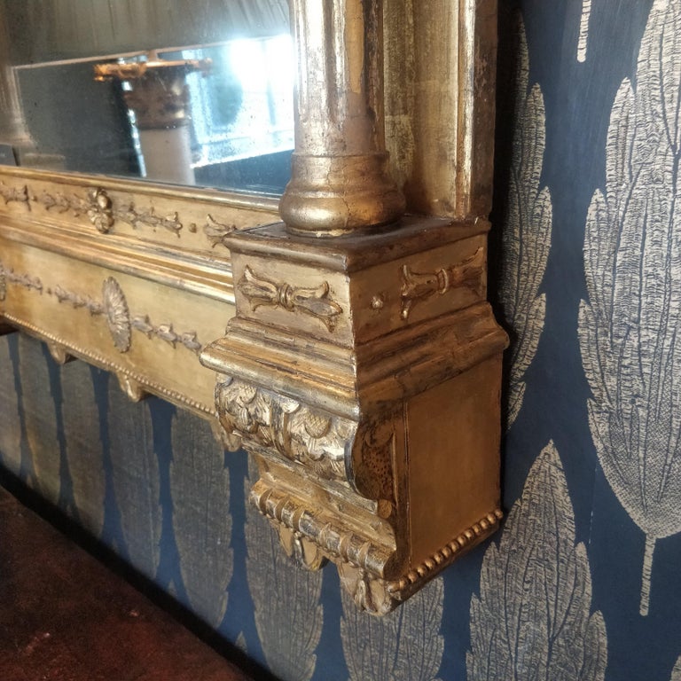 Carved Giltwood Irish Mirror, Dublin, circa 1830 For Sale at