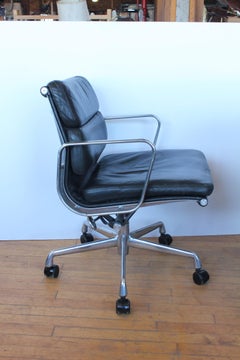 1990s Leather Soft Pad Desk Chair by Herman Miller