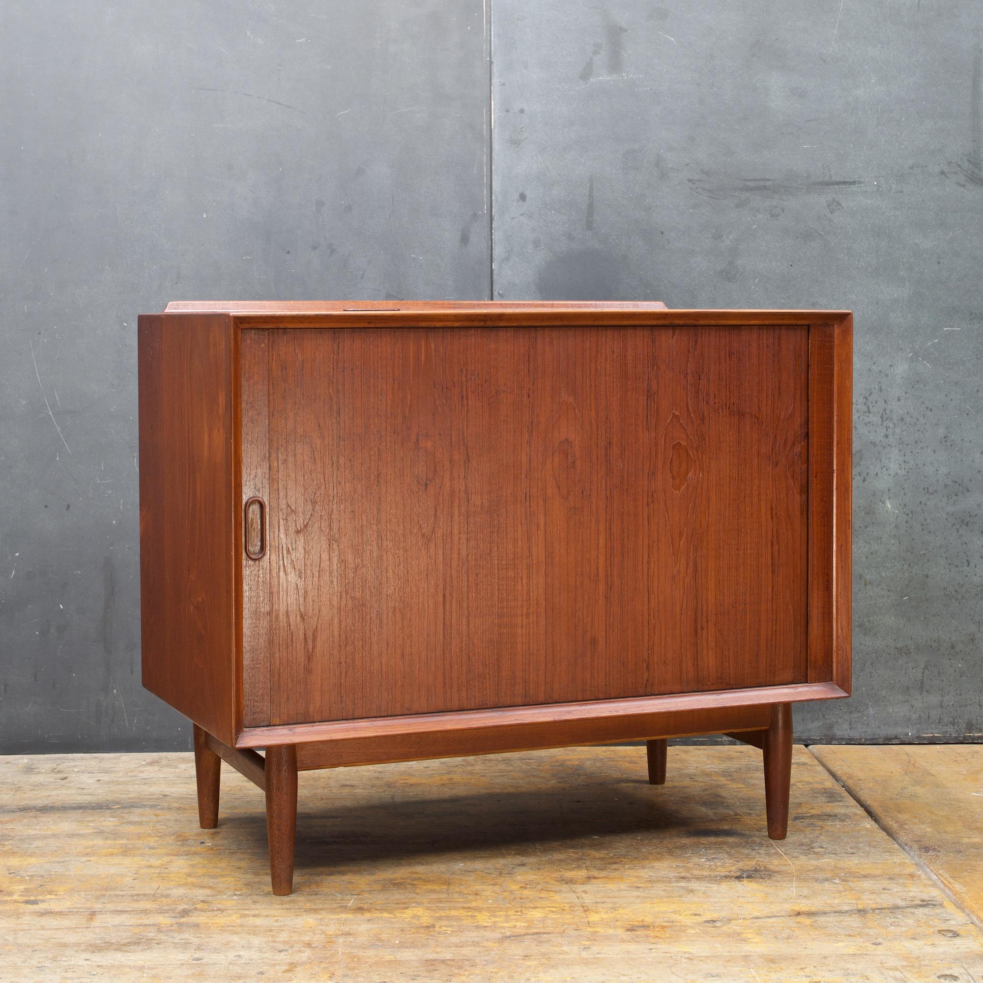 Hifi Sideboard