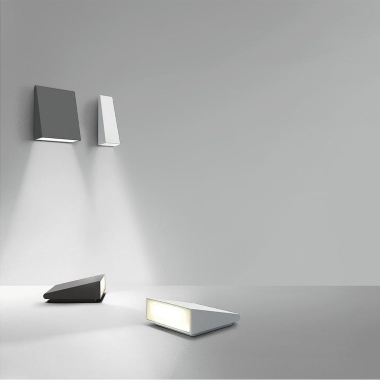 Modern Artemide Cuneo Mini Wall and Floor Light in Gray by Klaus Begasse For Sale