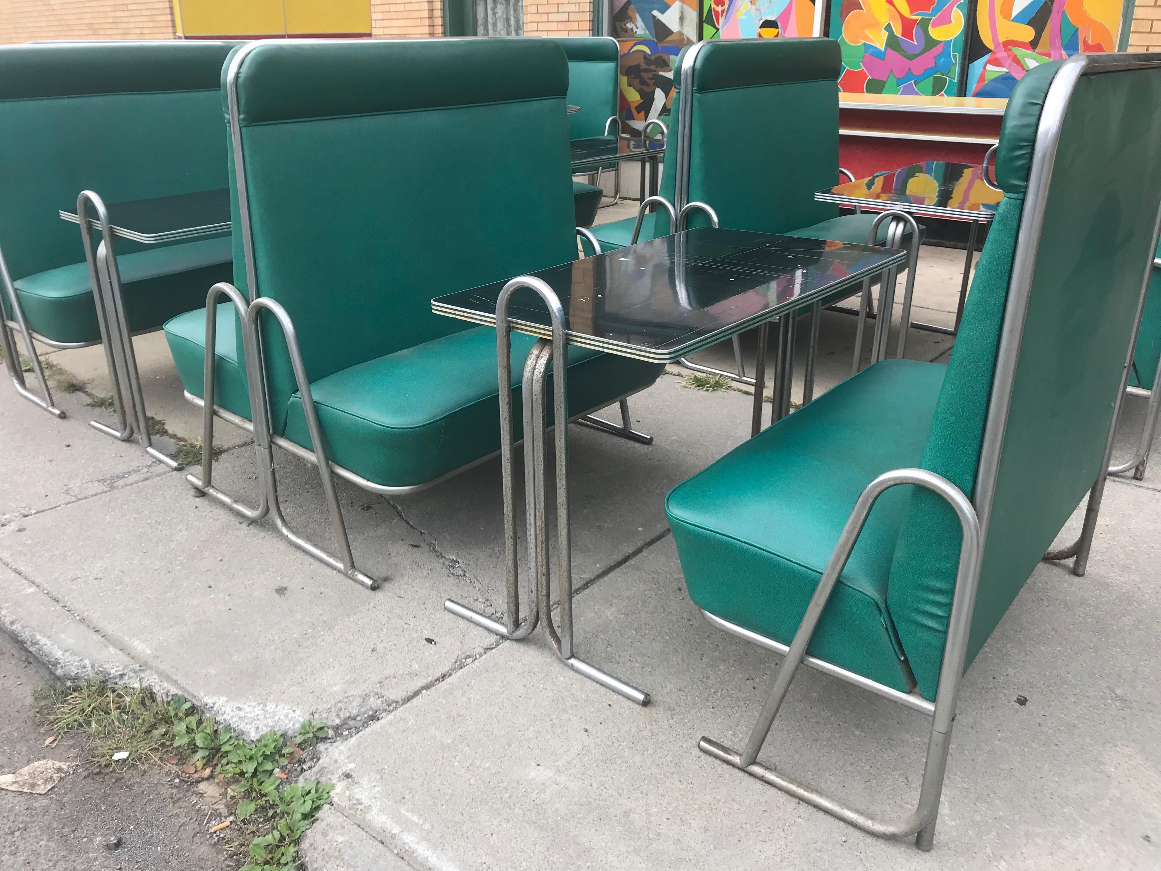American Original Art Deco Diner, Seats 40 Designed by Wolfgang Hoffmann for Howell 1930s