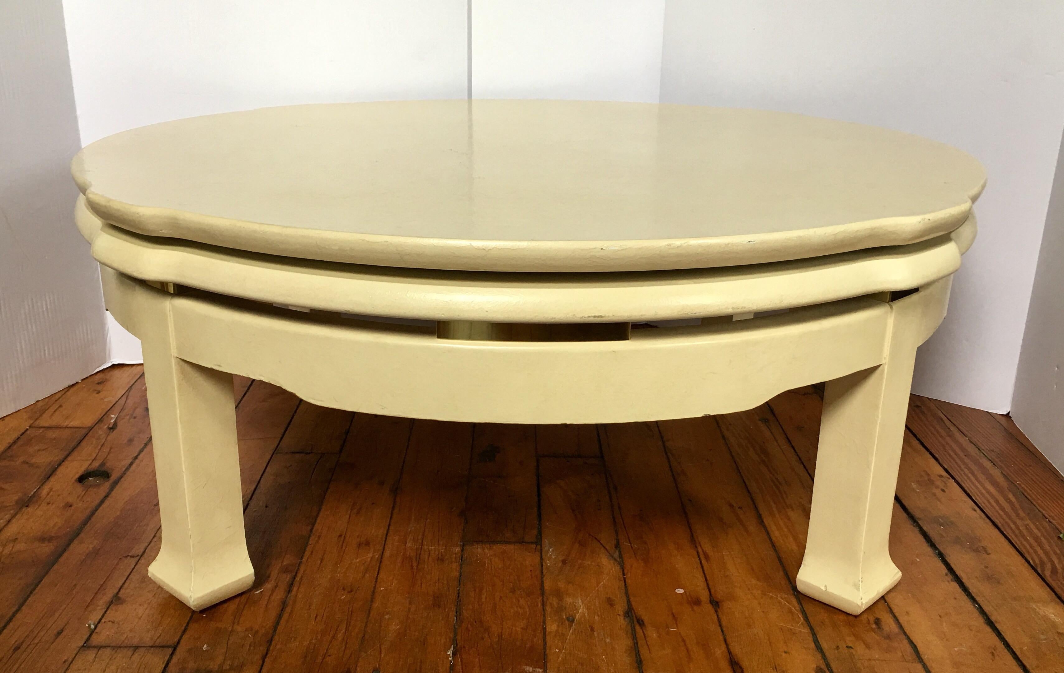 Hollywood Regency Sculptural Two-Tier Round Swiveling Coffee Table In Good Condition In Lambertville, NJ