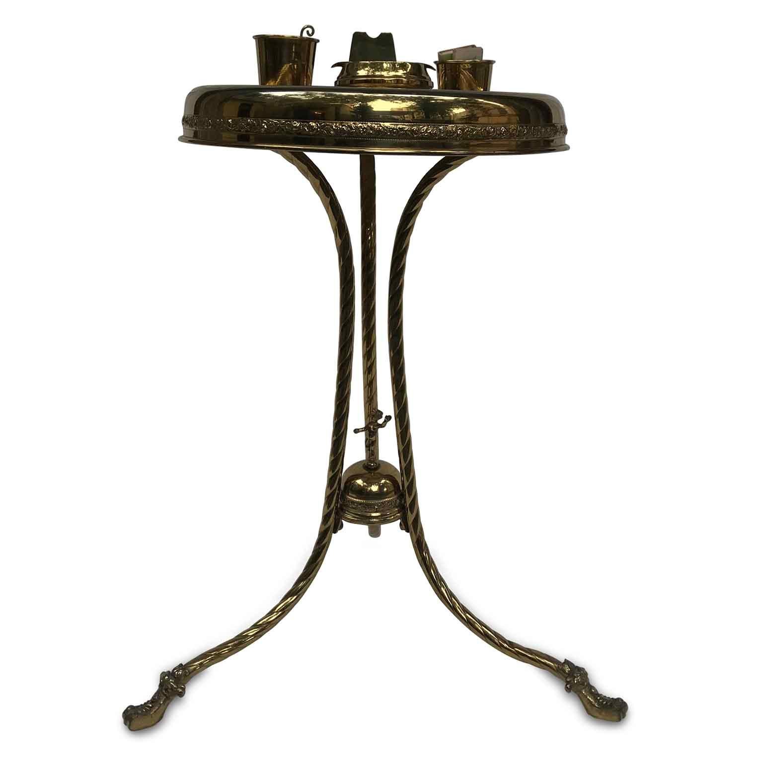 Mid-20th Century Italian Brass Smokers Table with Repoussé Engraved Round Top In Good Condition In Milan, IT