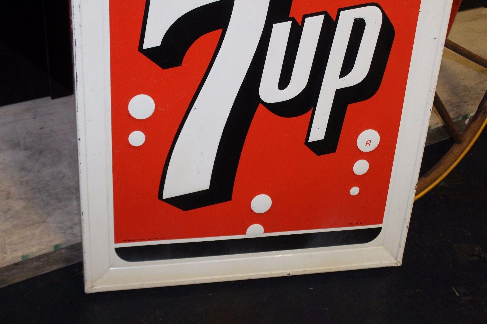 vintage 7 up sign