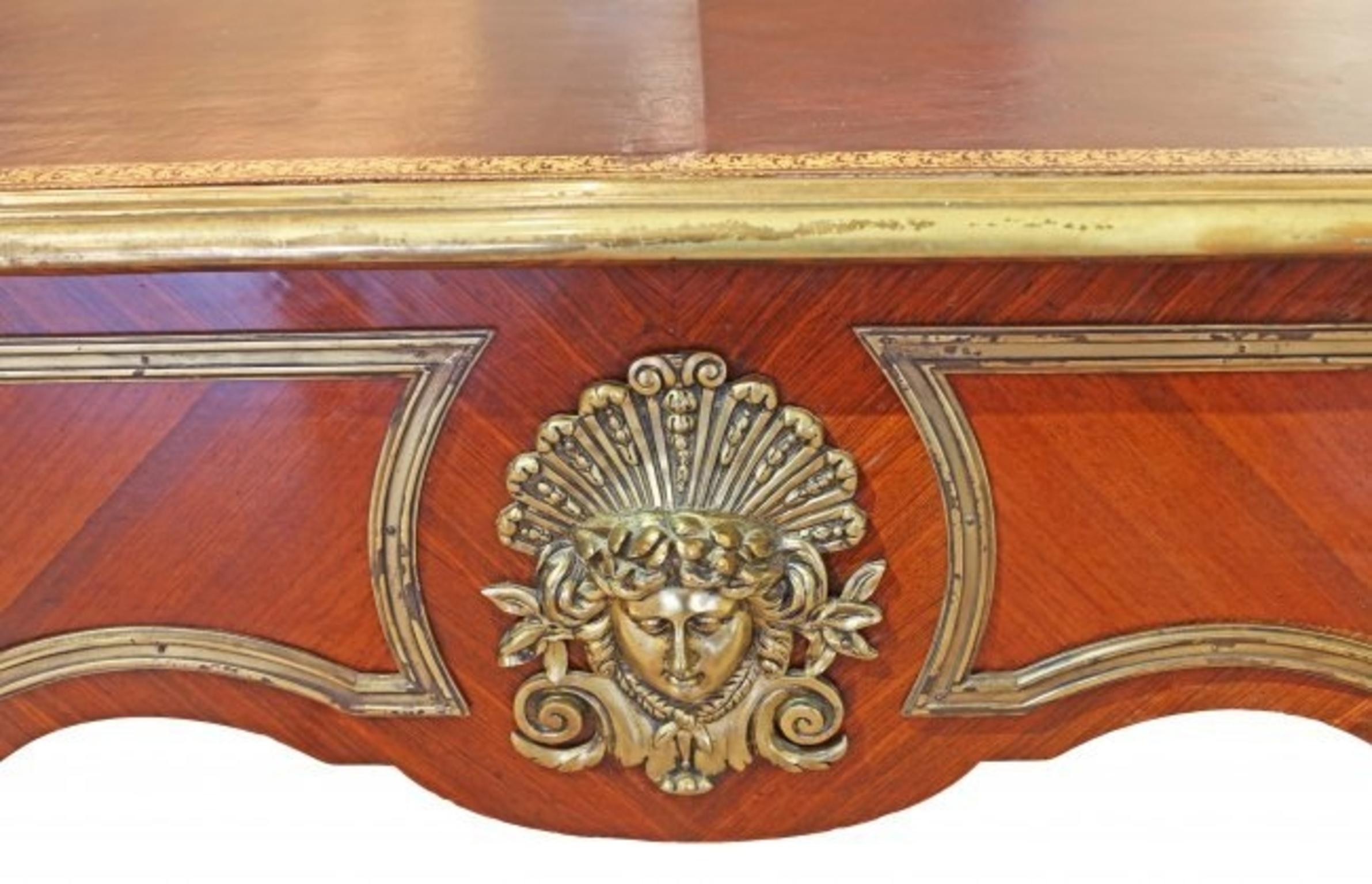French Gilt-Bronze Mounted Bureau Plat In Good Condition For Sale In West Palm Beach, FL
