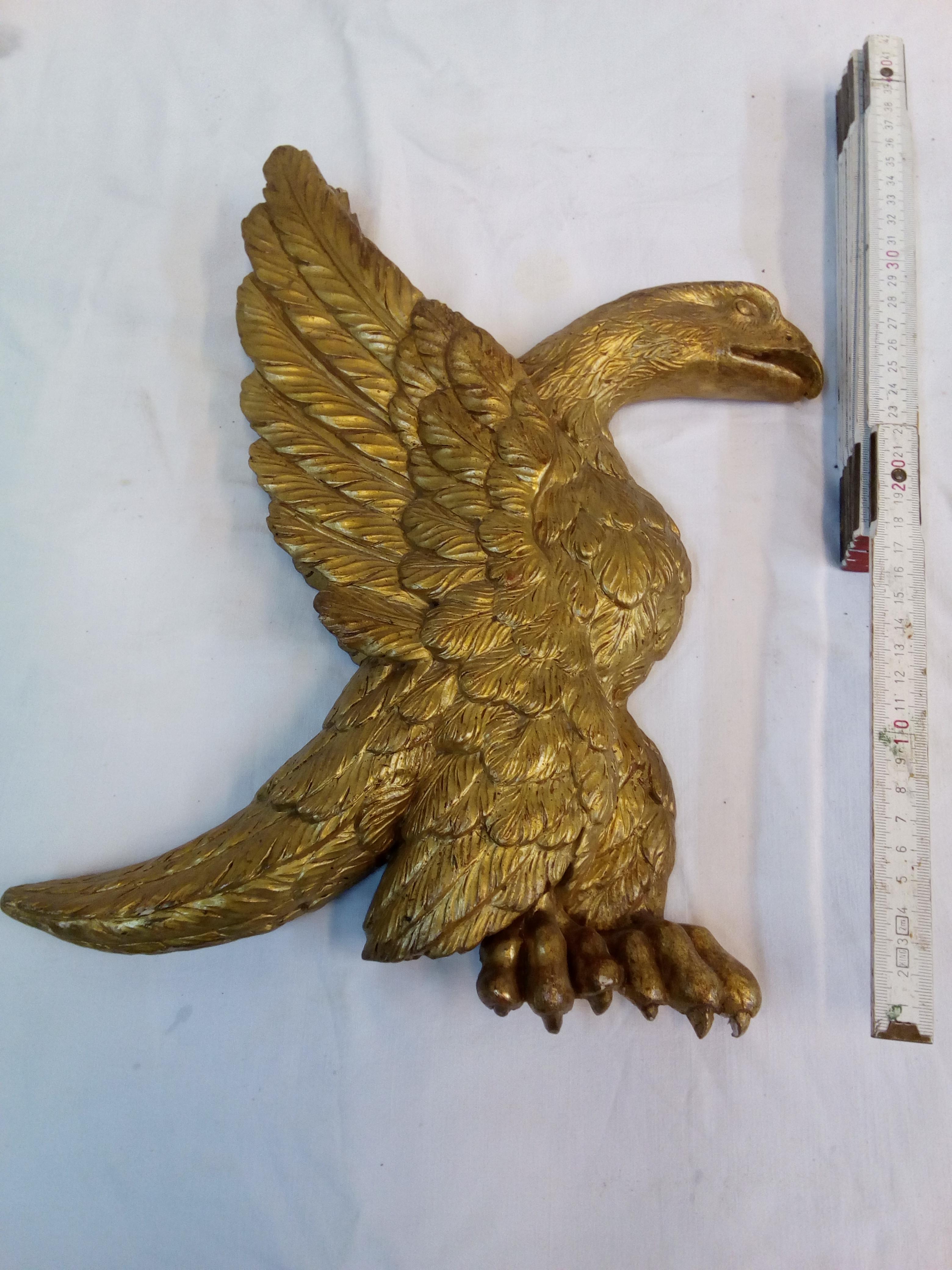 Neoclassical 19th Century Pair of Eagles gilded in pure gold in Empire style 1804-1815 For Sale