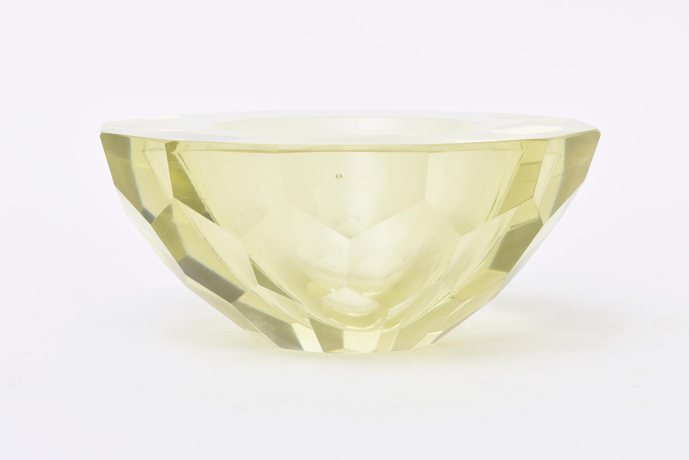 Modern Vintage Italian Murano Diamond Faceted Geode Sommerso Glass Bowl