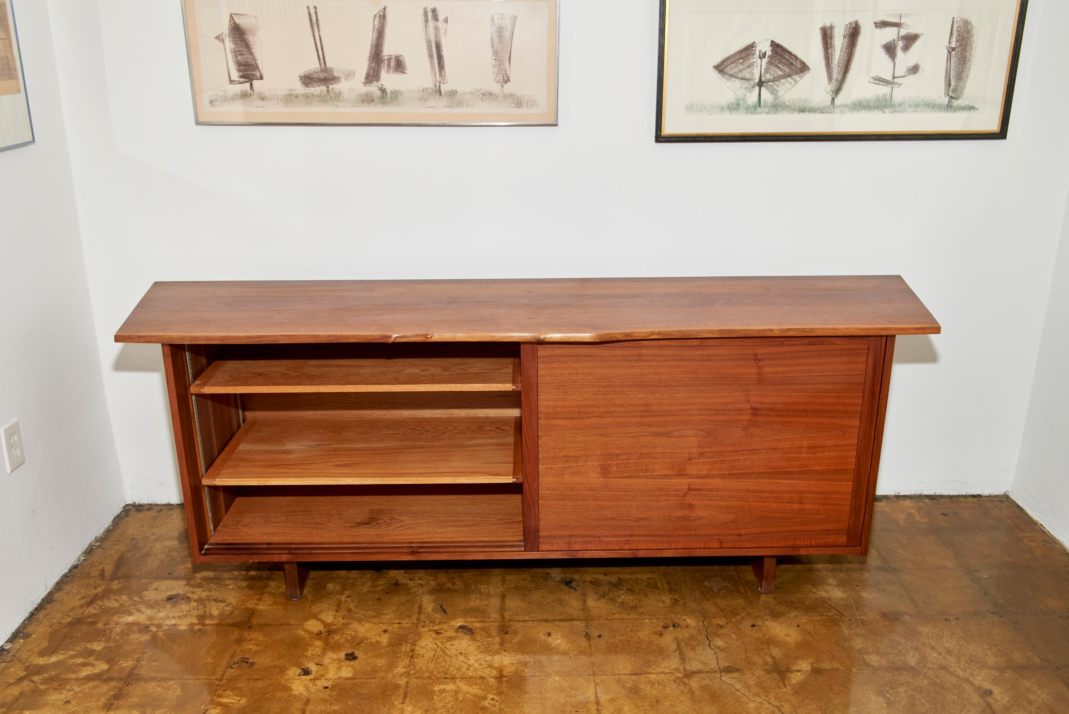 George Nakashima Free Edge Sliding Door Cabinet In Good Condition For Sale In Los Angeles, CA