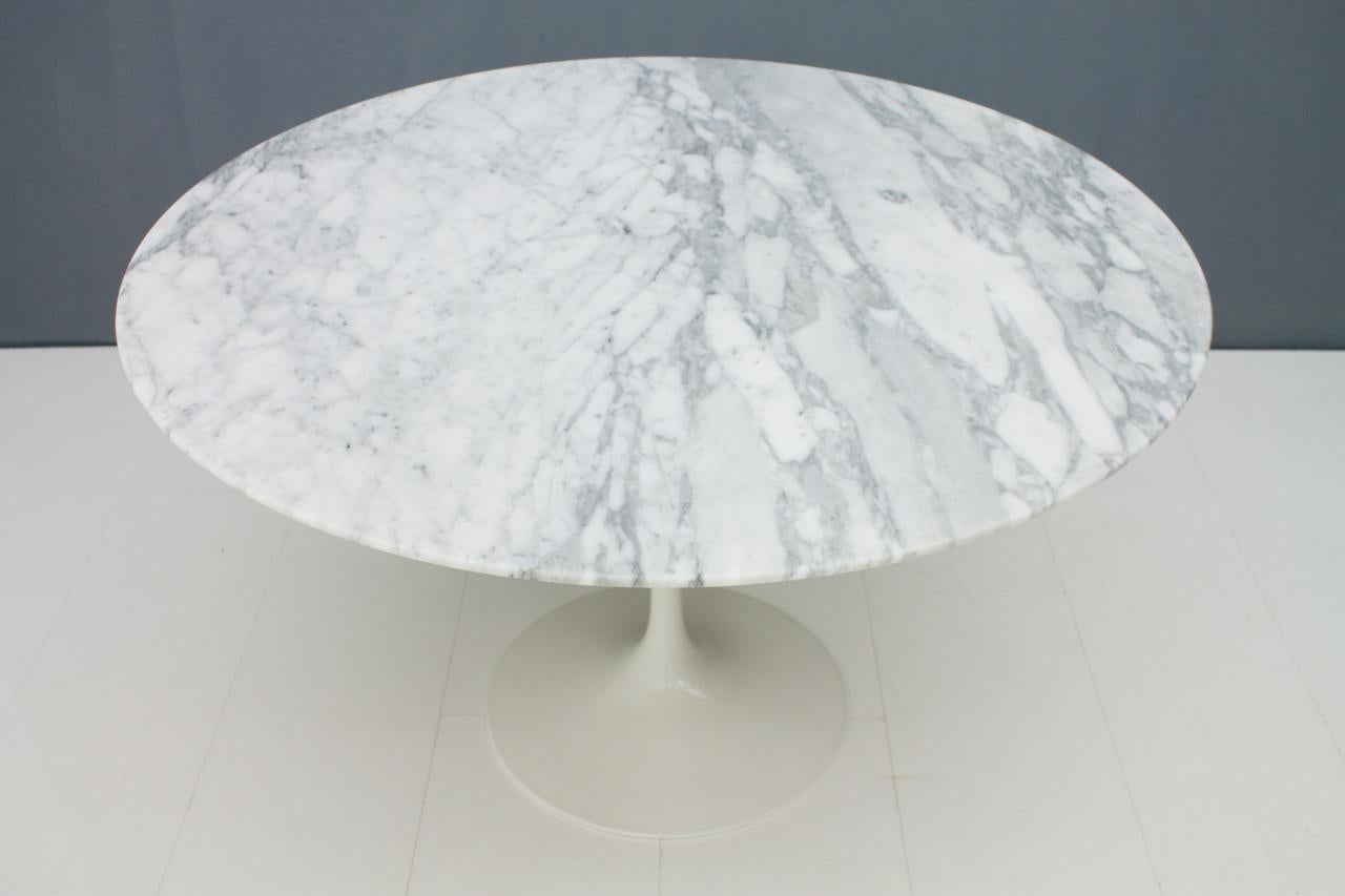 marble top tulip table