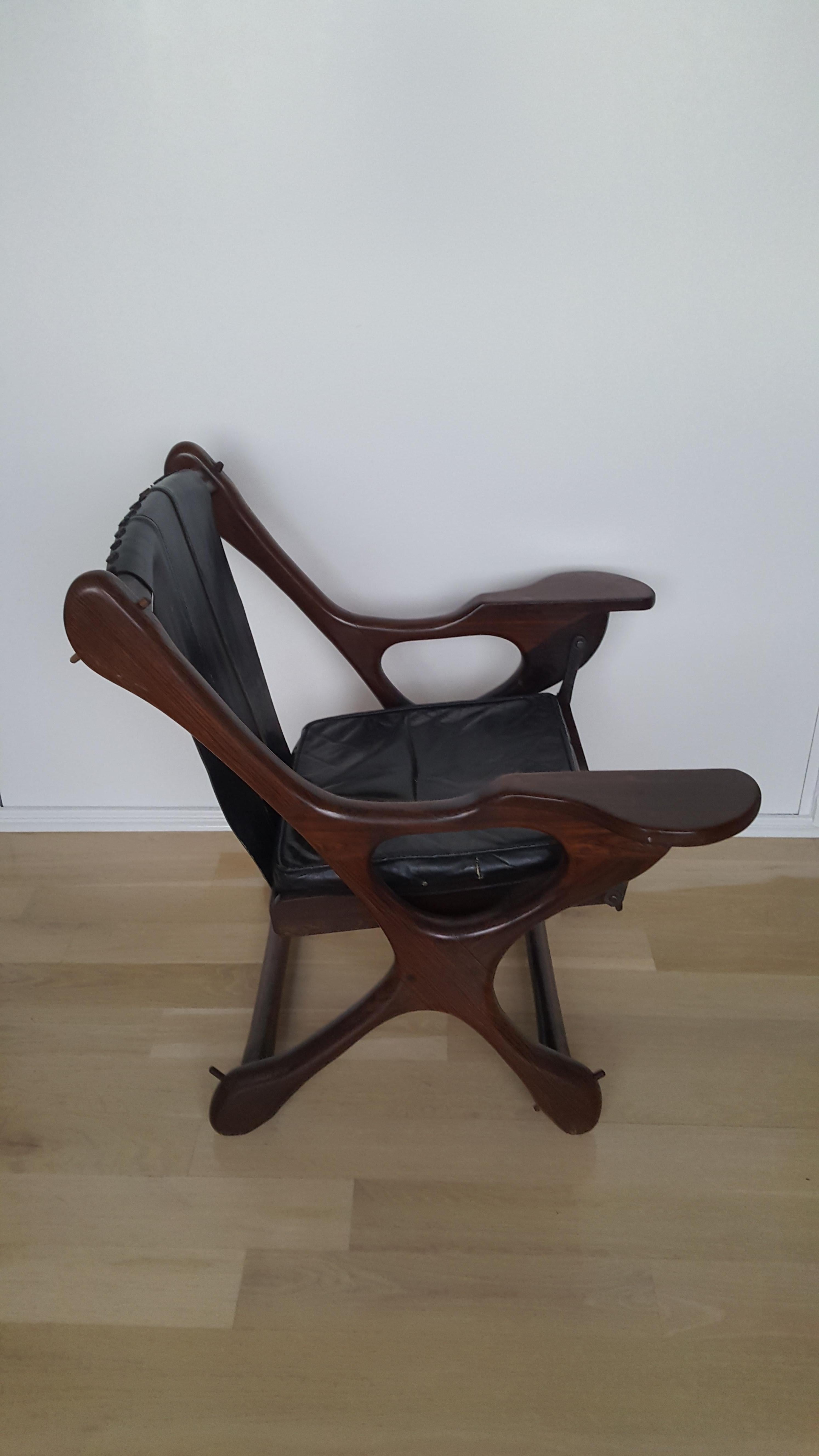 Awesome Pair of Don Shoemaker Rosewood Swinger Chairs In Good Condition For Sale In Houston, TX