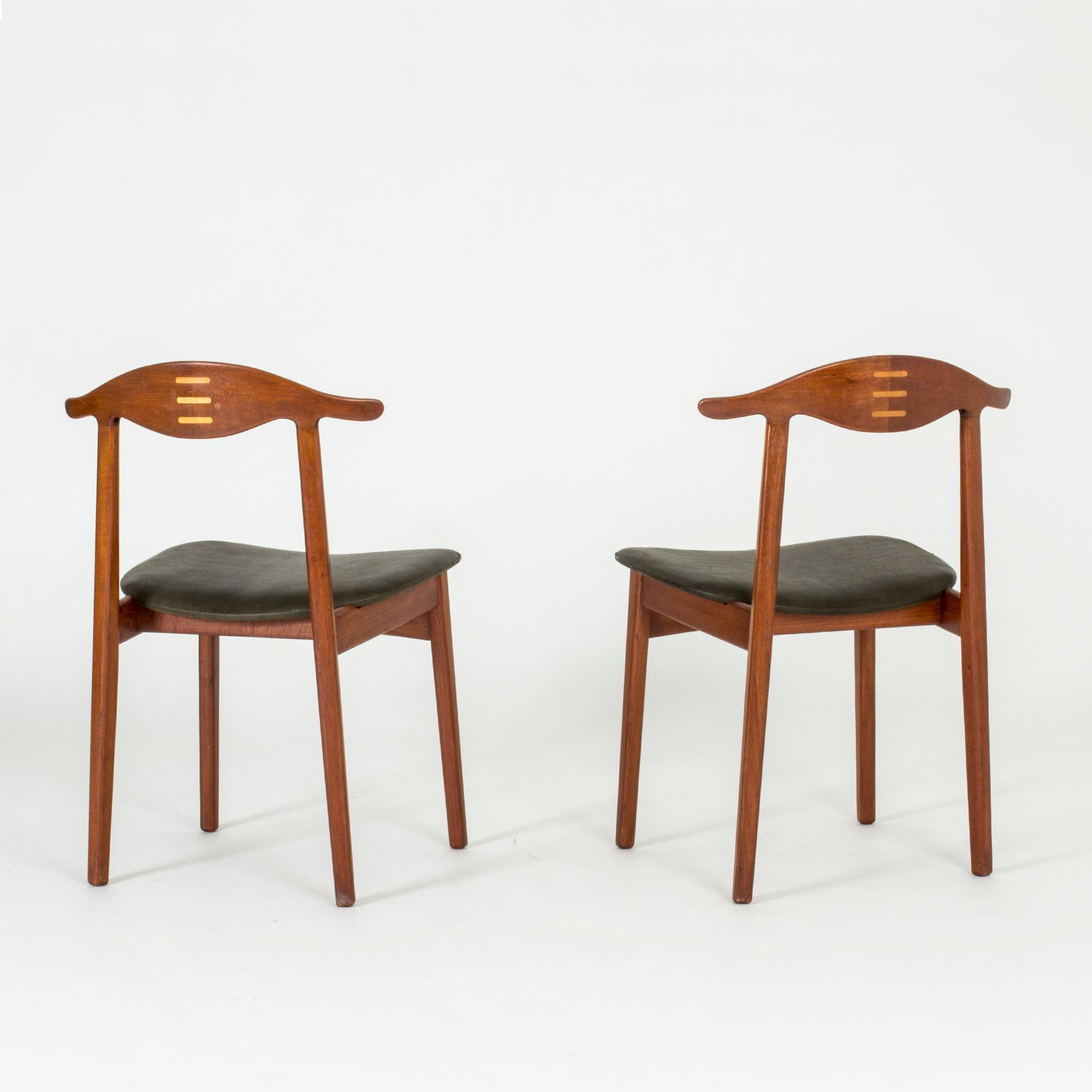 Scandinavian Modern Set of Four Midcentury Dining Chairs by Knud Færch