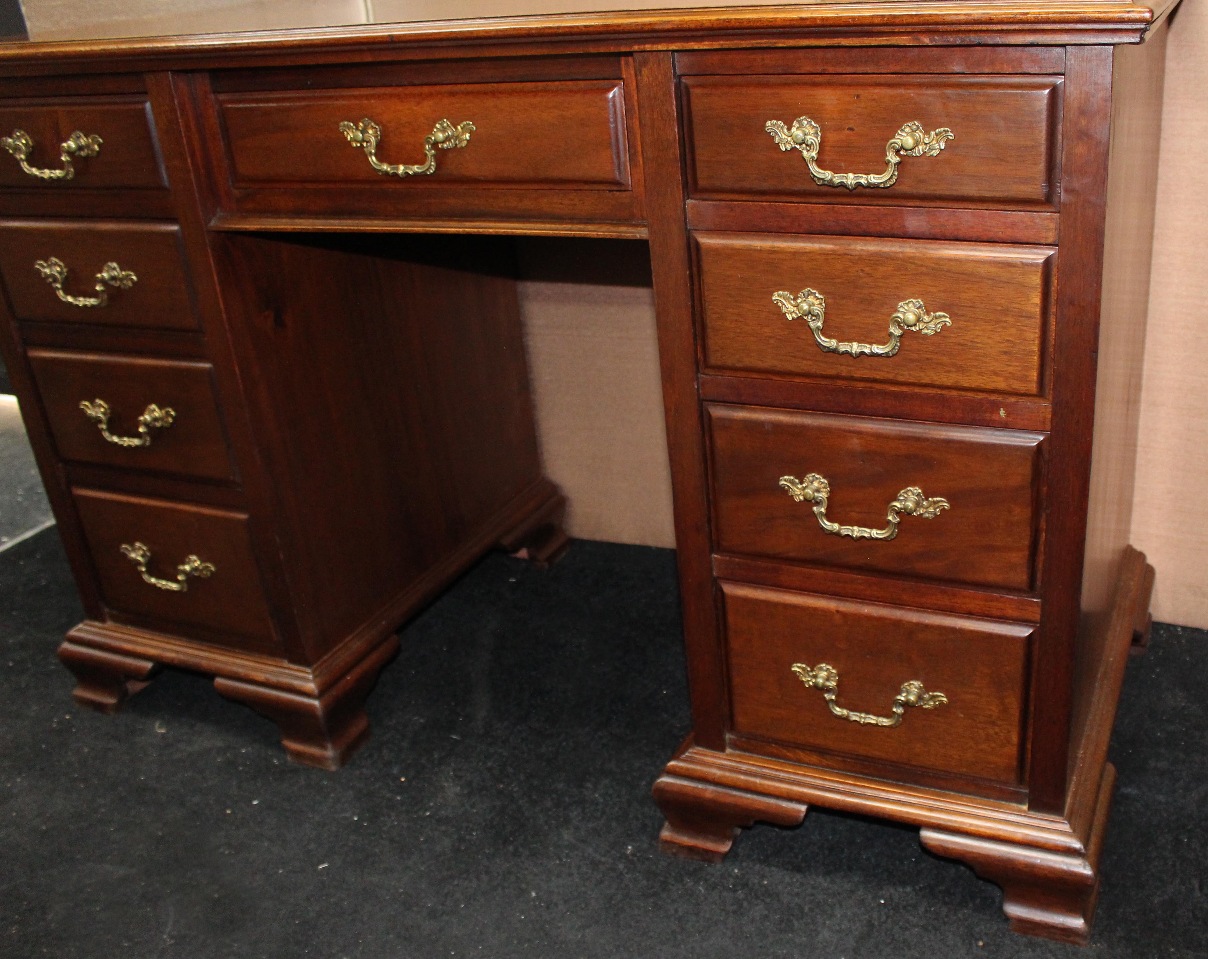 20th Century Quality Edwardian Walnut Pedestal Desk with Brass Handles For Sale