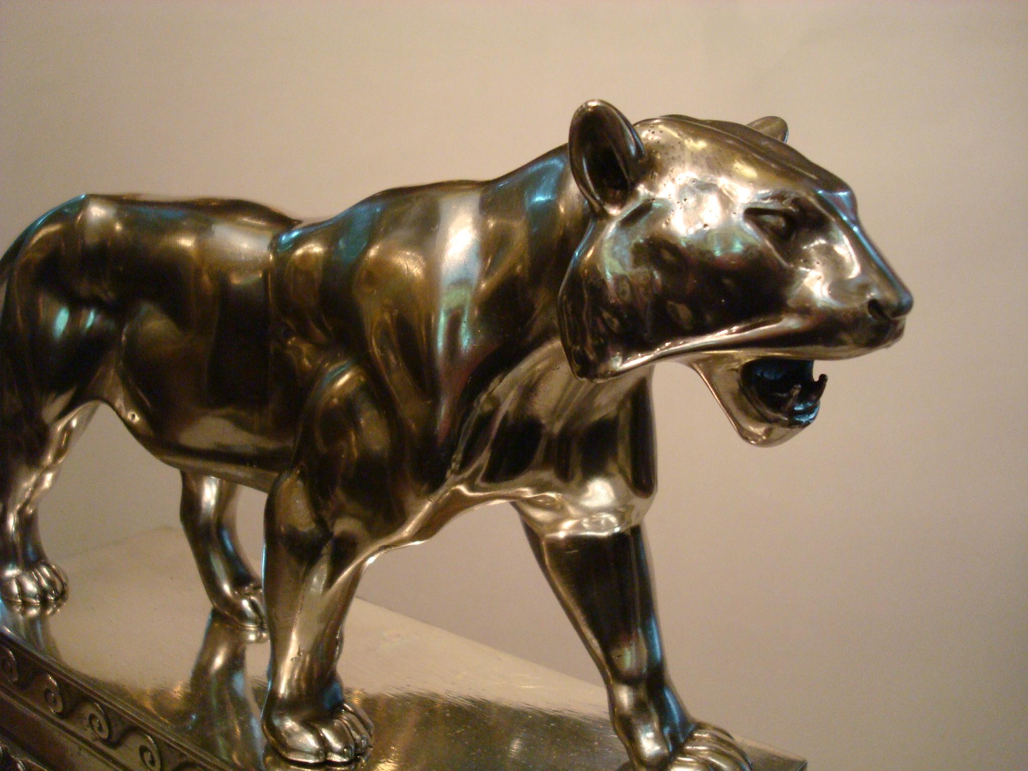 Art Deco Tiger Sculpture Figure WMF German Silver Plate Art Deco Style In Good Condition In Buenos Aires, Olivos