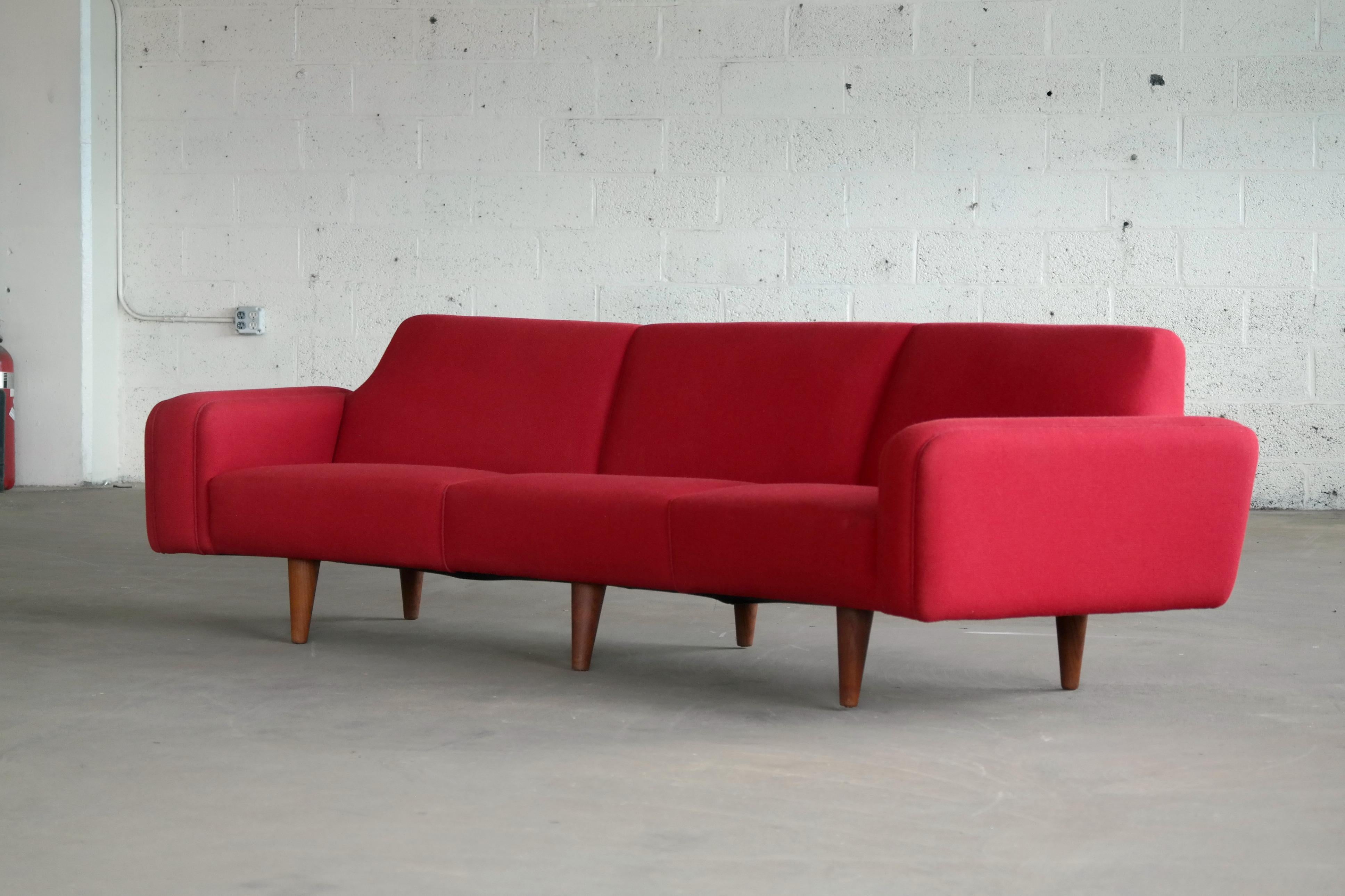 Scandinavian Modern Large Danish 1960s Illum Wikkelso Designed Curved Sofa Model 450 for Aarhus