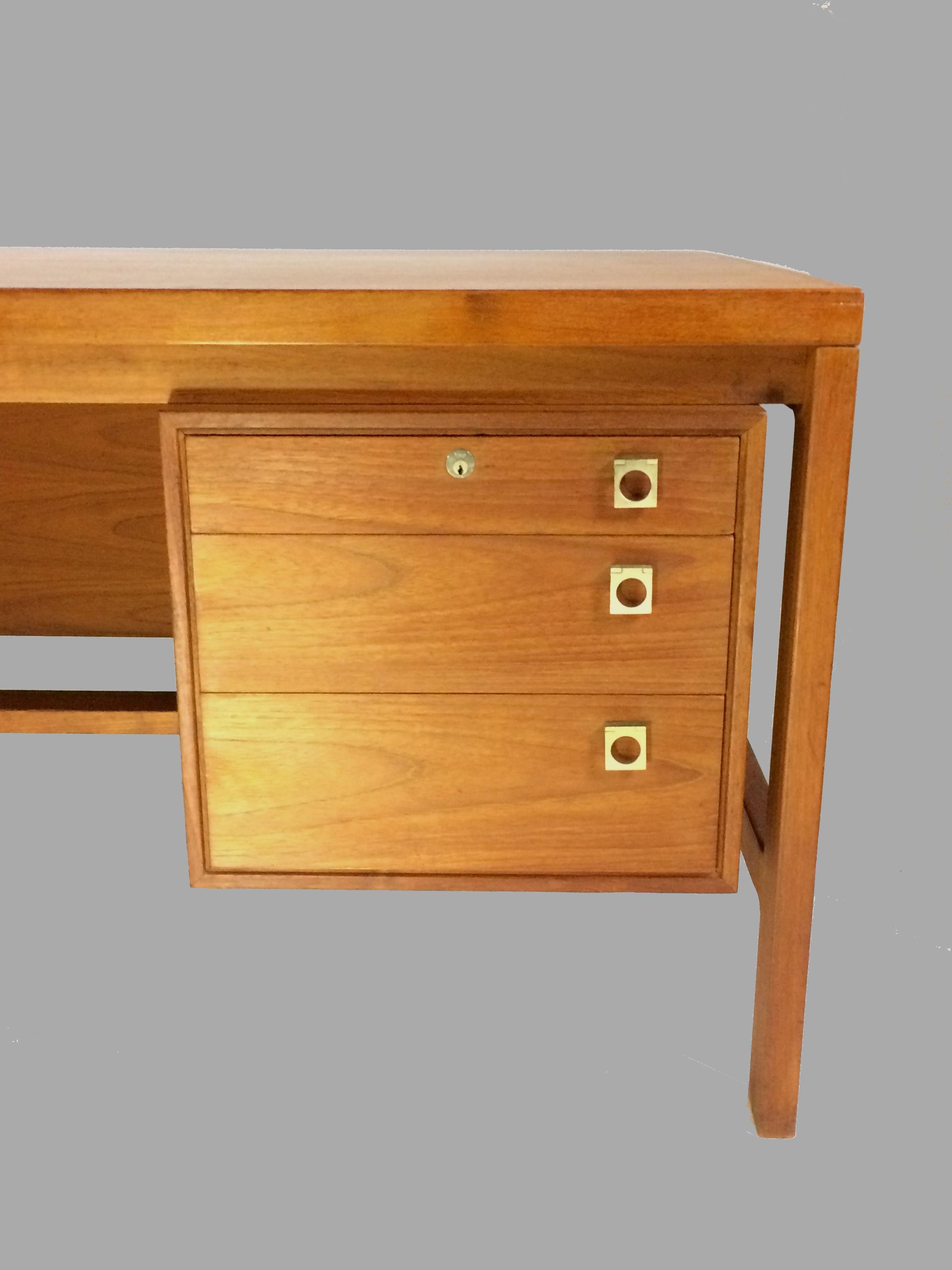 Scandinavian Modern 1960s Arne Vodder Fully Restored Executive Desk in Teak by Sibast For Sale