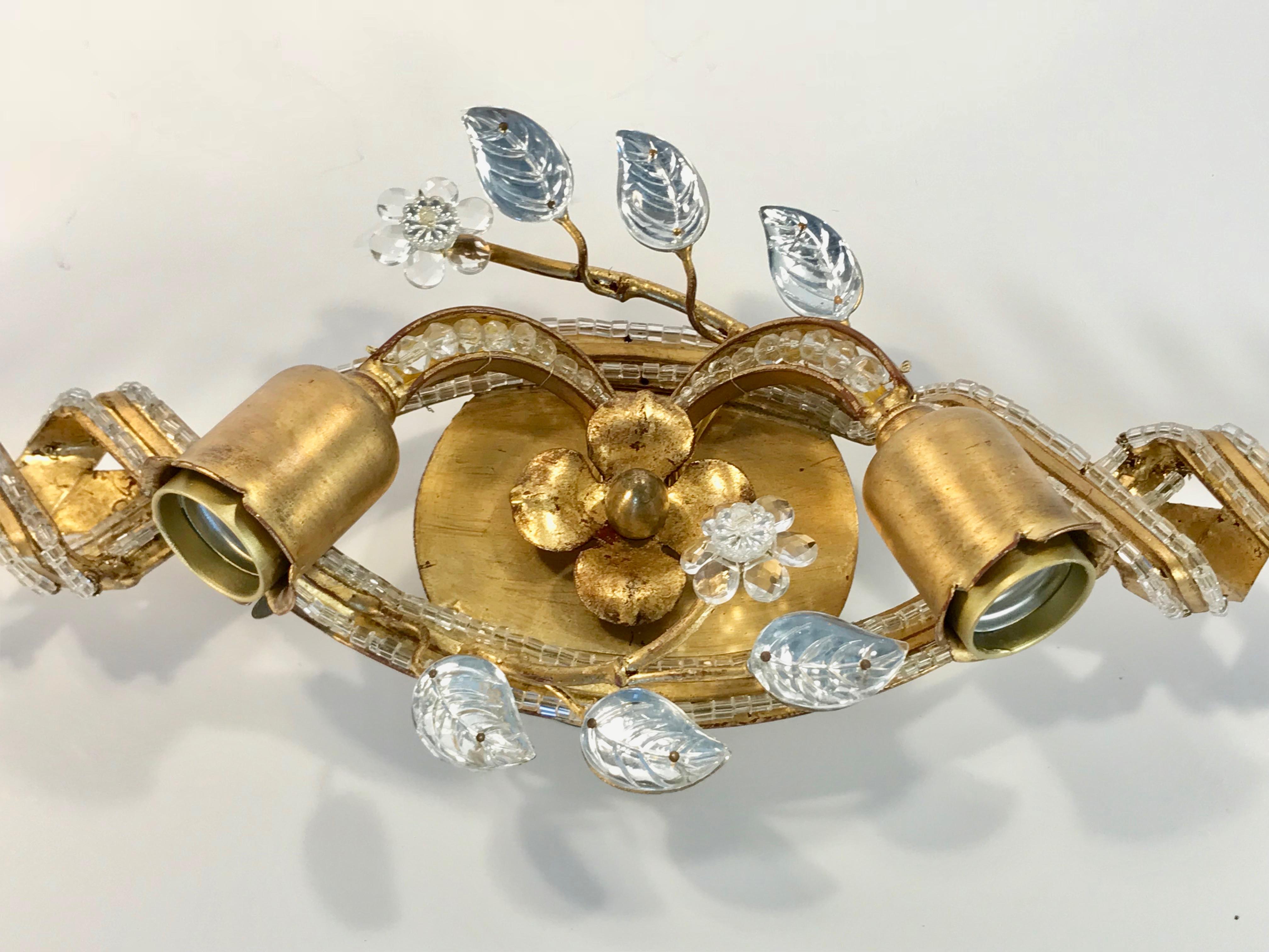 Mid-20th Century Italian Gilt Metal Two-Light Wall Sconce in the Manner of Maison Bagués For Sale