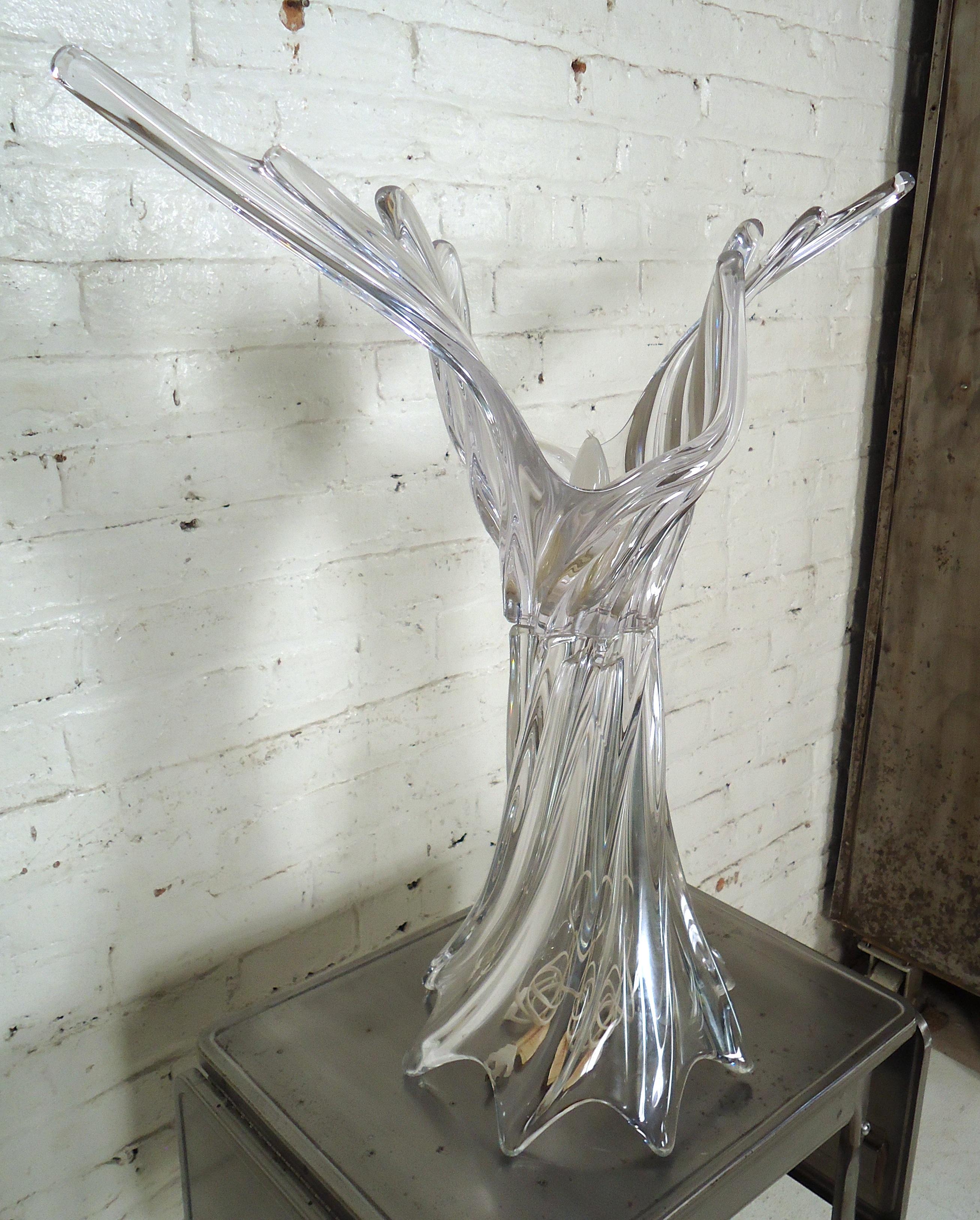 Vintage Modern Glass Table Lamp In Good Condition In Brooklyn, NY