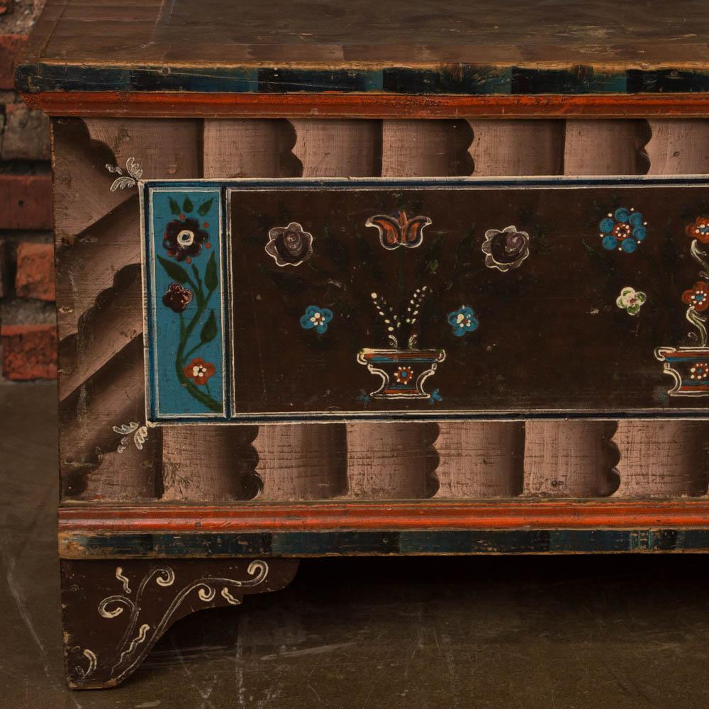 Long Antique Painted Romanian Trunk with Original Paint In Good Condition In Round Top, TX